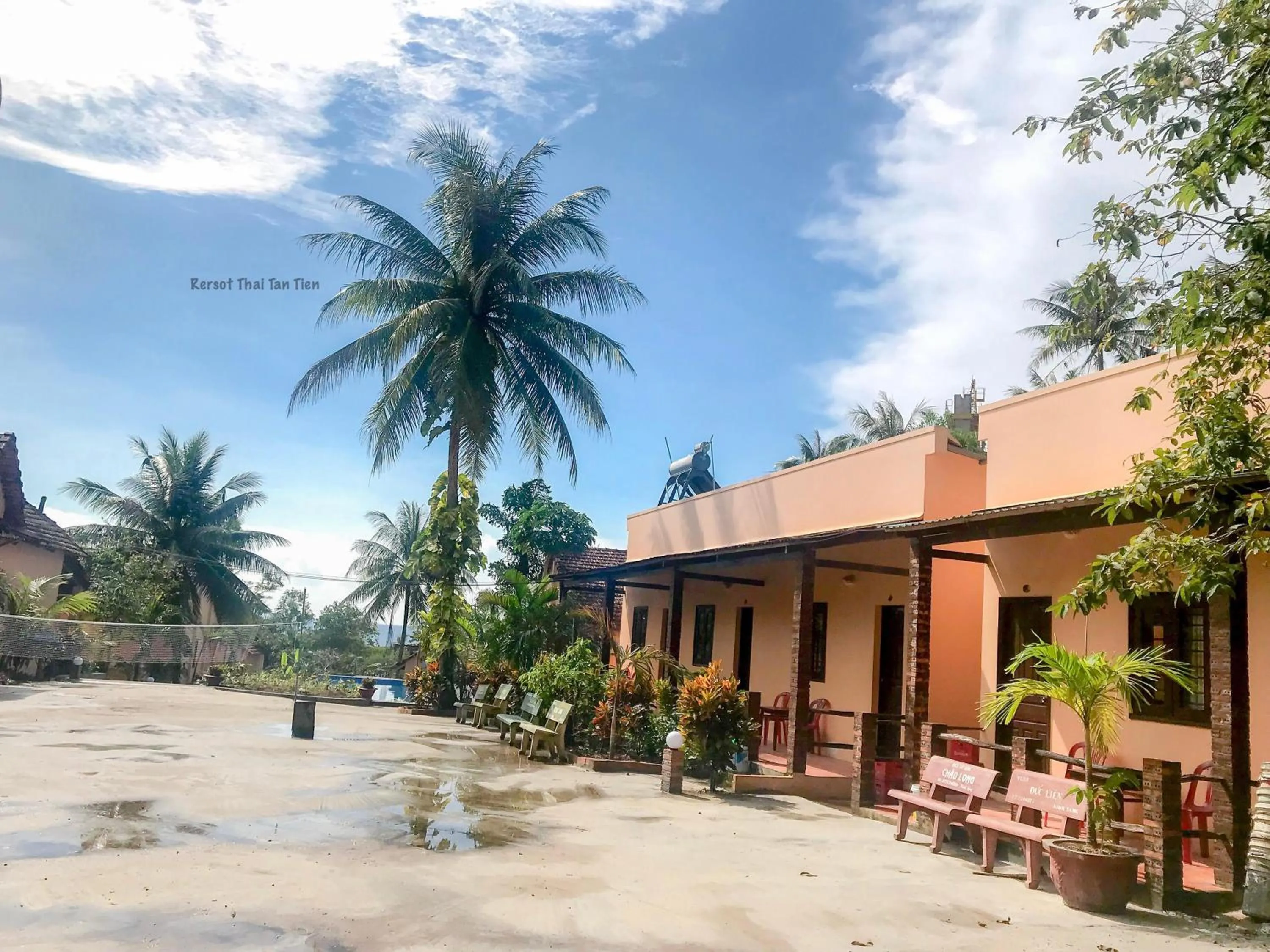 Neighbourhood in Thai Tan Tien Hotel