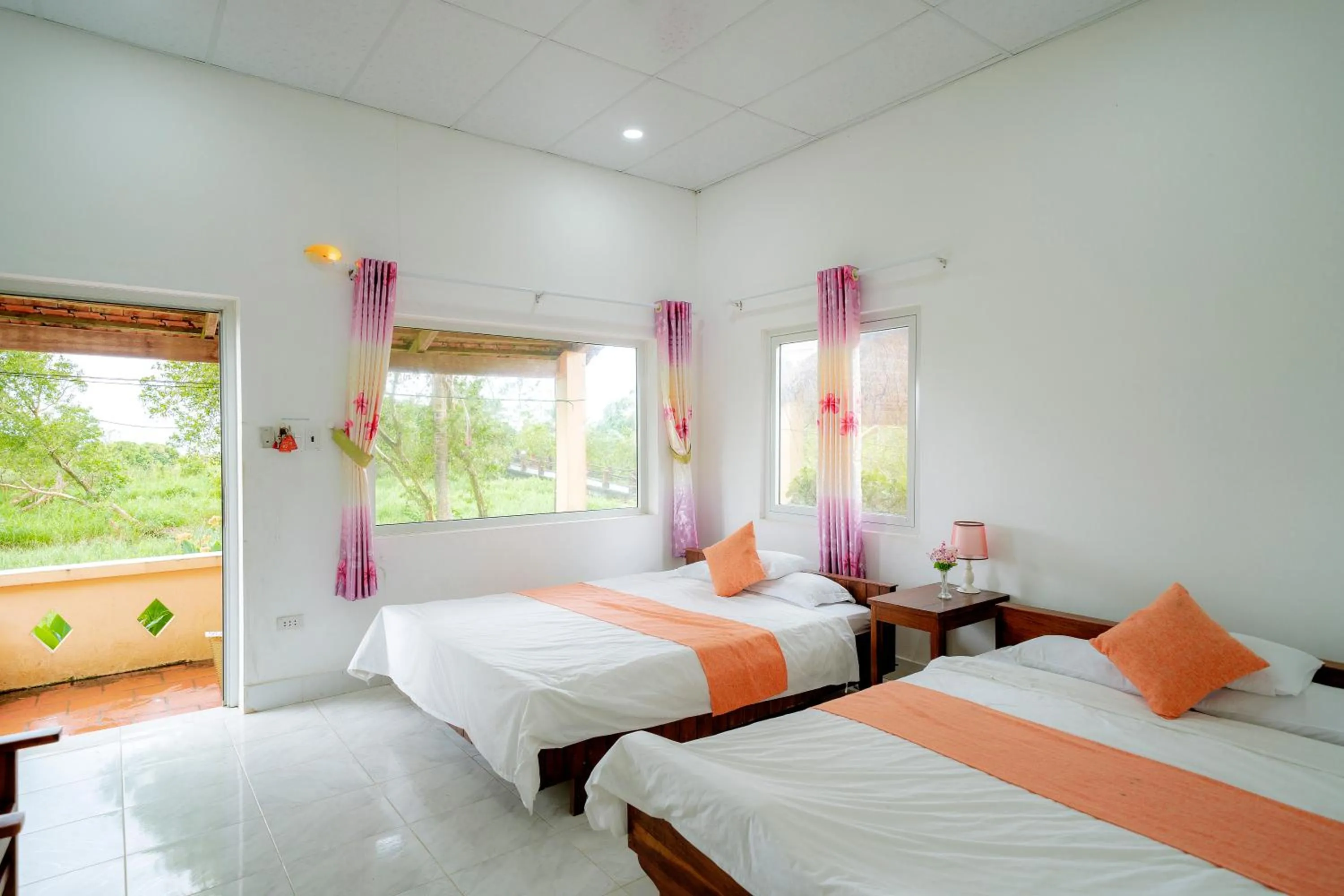 Bed in Thai Tan Tien Hotel