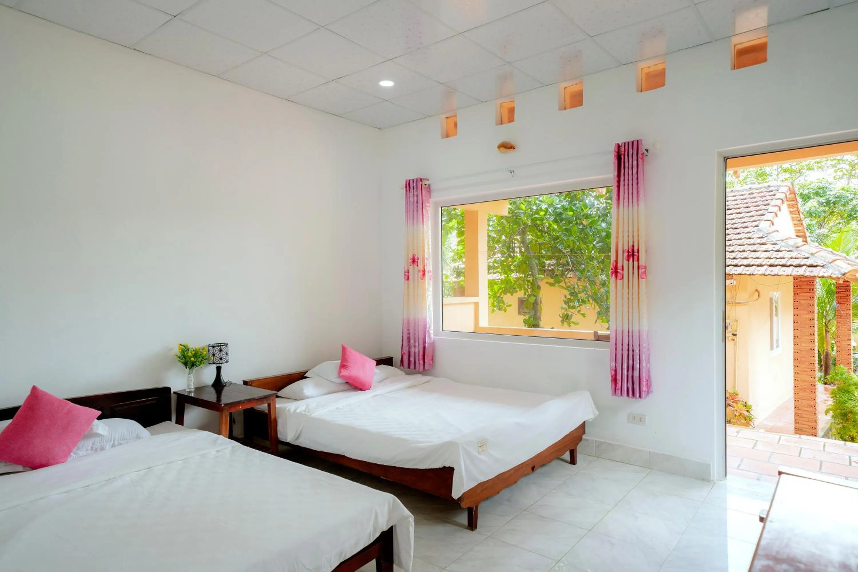 Bed in Thai Tan Tien Hotel