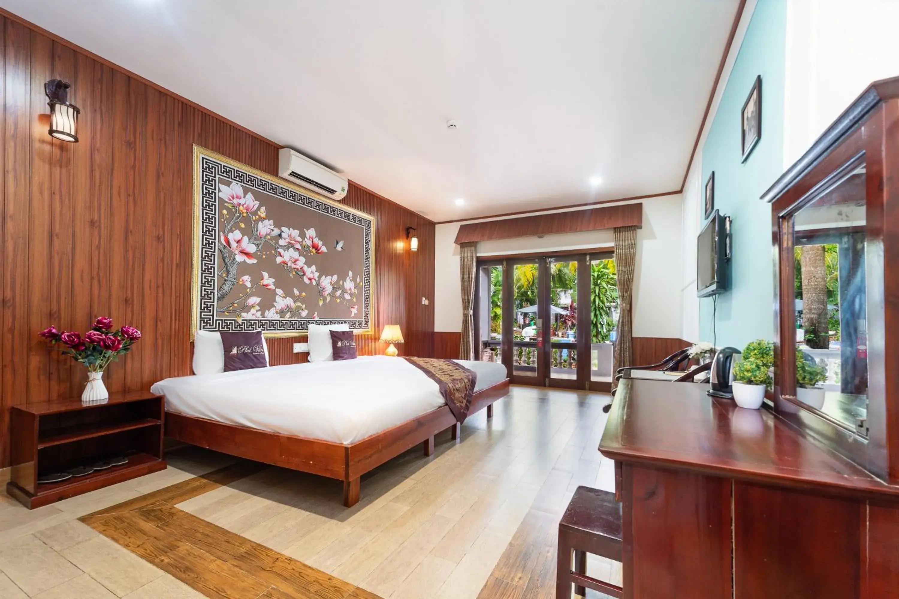 Bed in Phu Van Resort & Spa Phu Quoc Bed in Phu Van Resort & Spa Phu Quoc