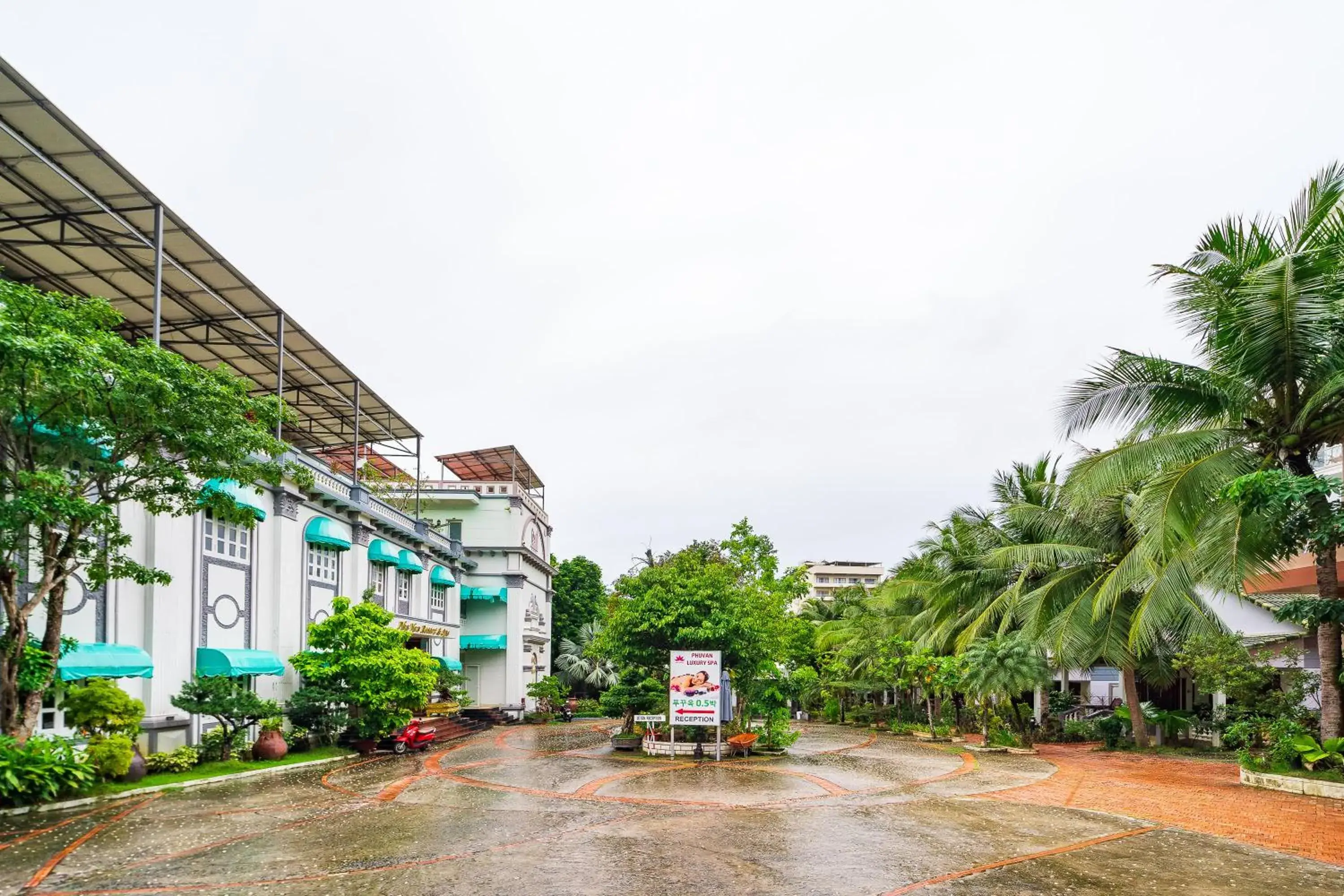 Property building in Phu Van Resort & Spa Phu Quoc Property building in Phu Van Resort & Spa Phu Quoc