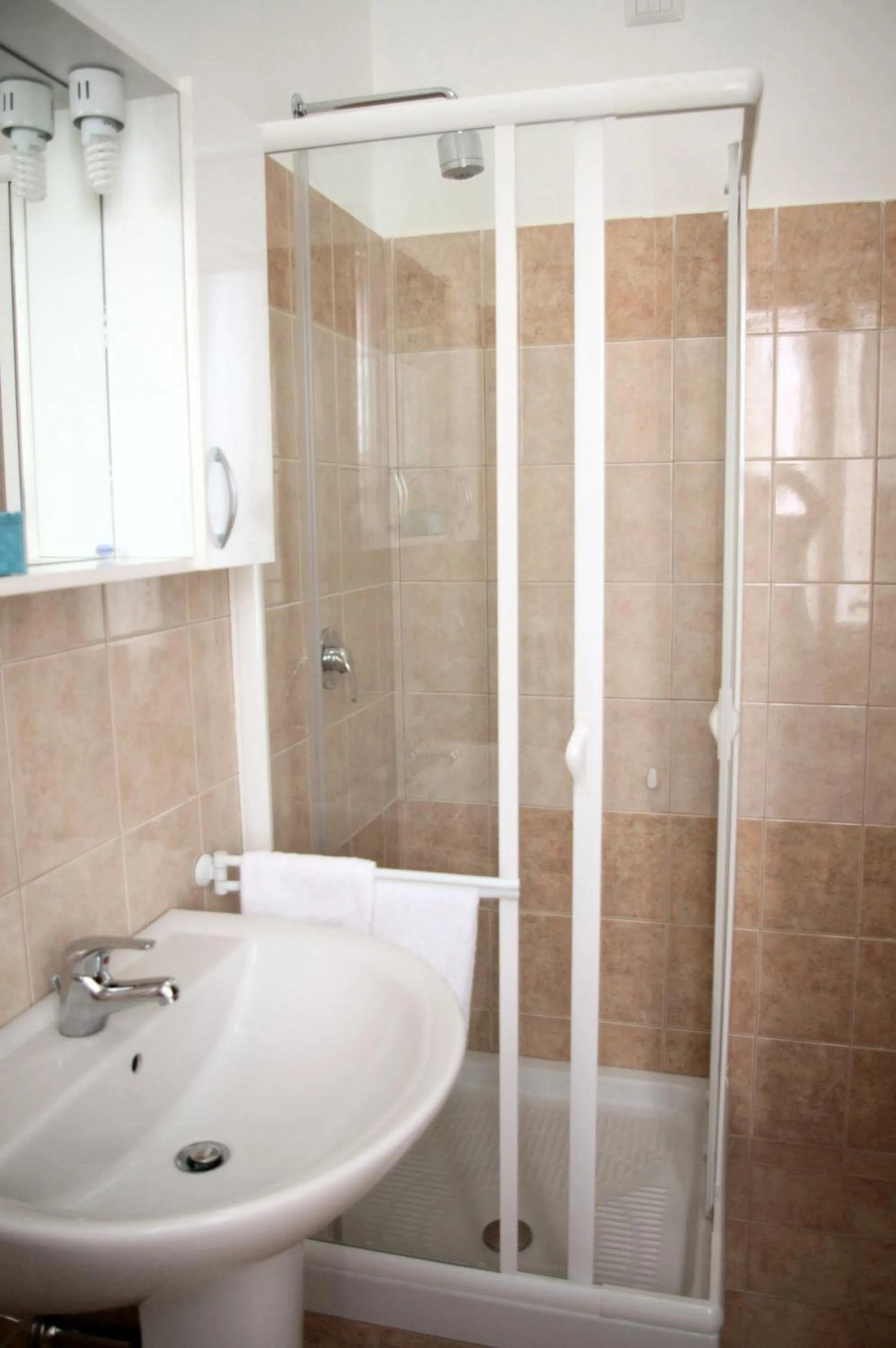 Shower in Foresteria Roma Esercito della Salvezza