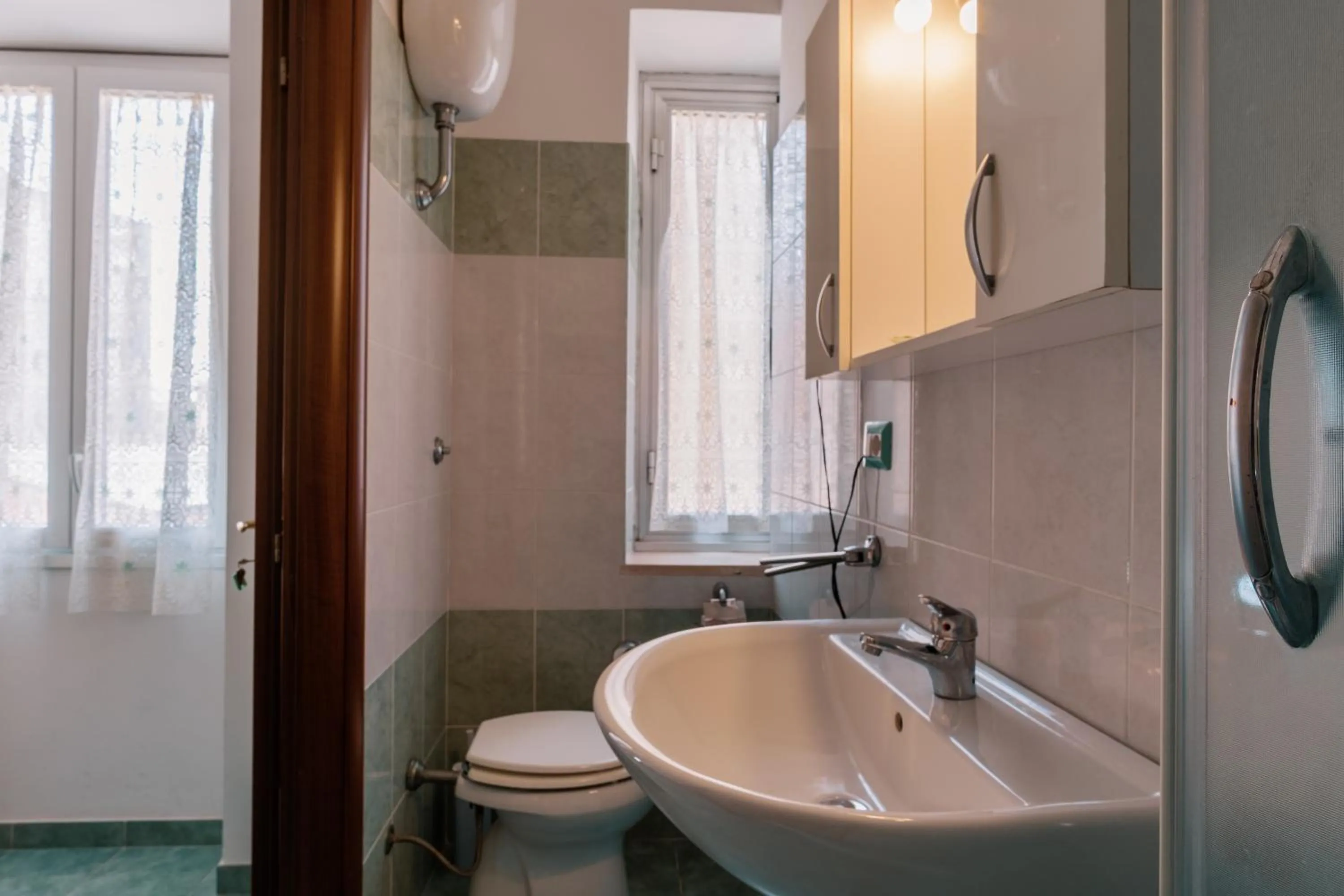 Shower in Foresteria Roma Esercito della Salvezza