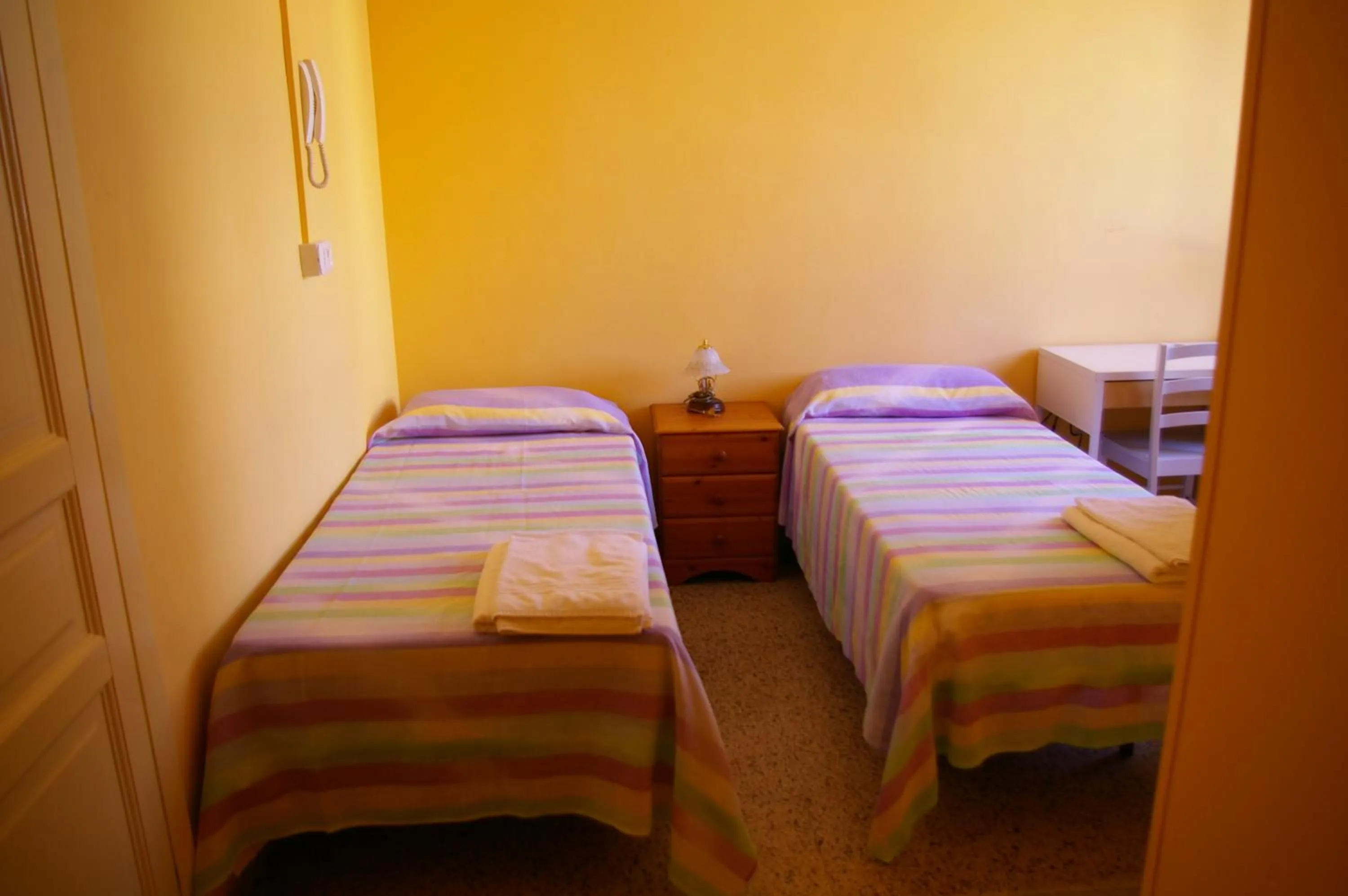 Bed in Foresteria Roma Esercito della Salvezza