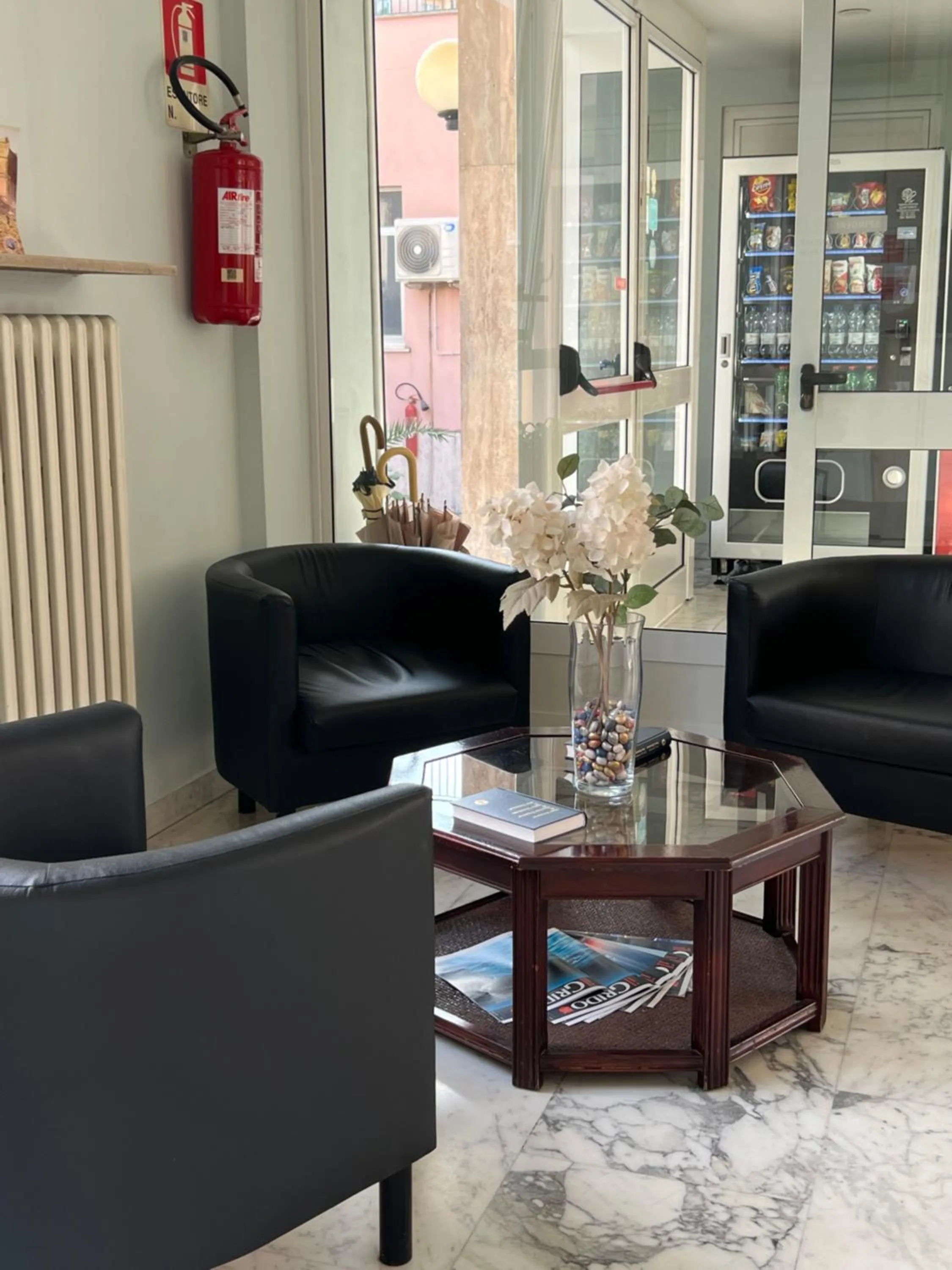 Lobby or reception in Foresteria Roma Esercito della Salvezza