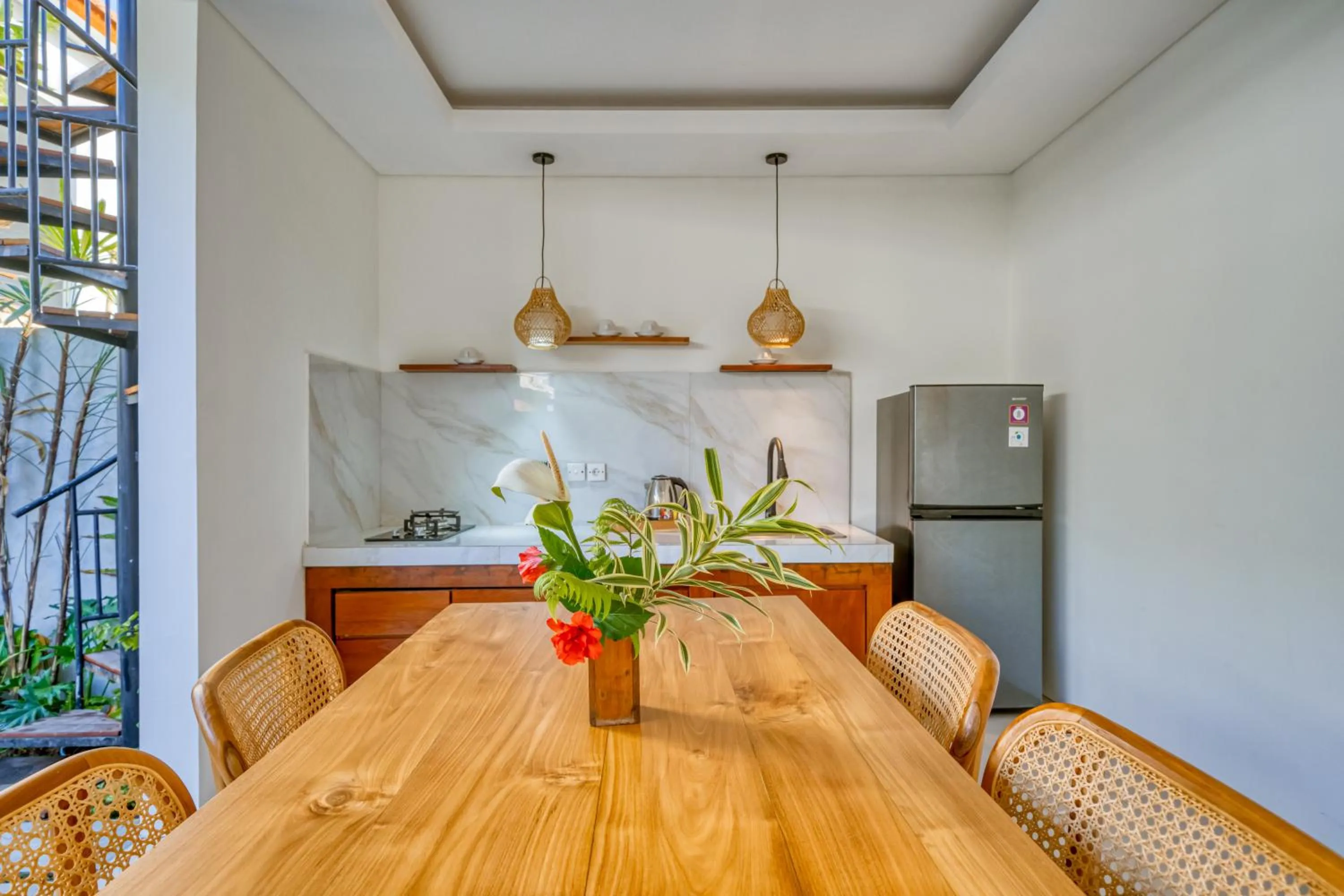 Kitchen or kitchenette in Villa Mirah Ubud