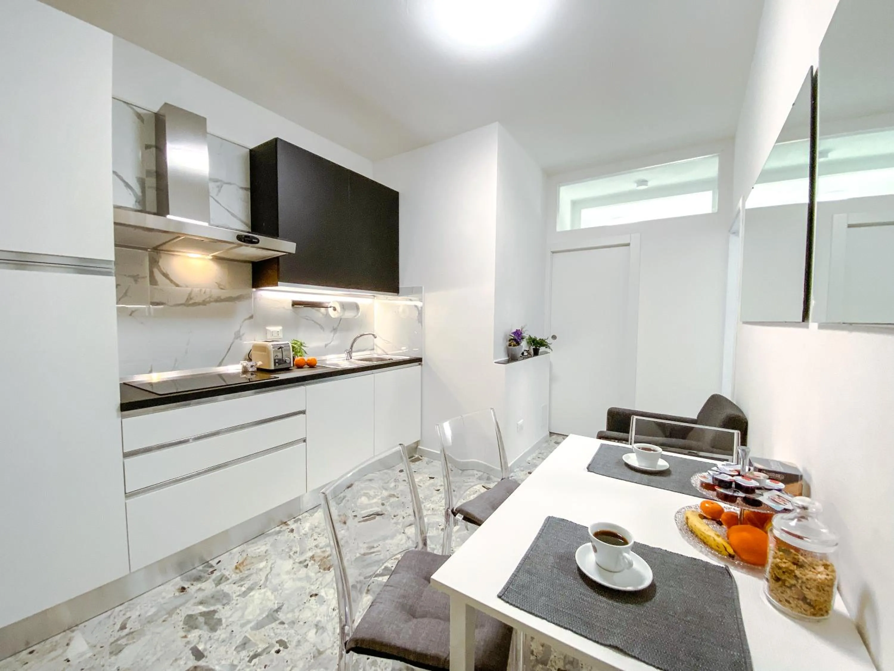 Kitchen or kitchenette in B&B Stella
