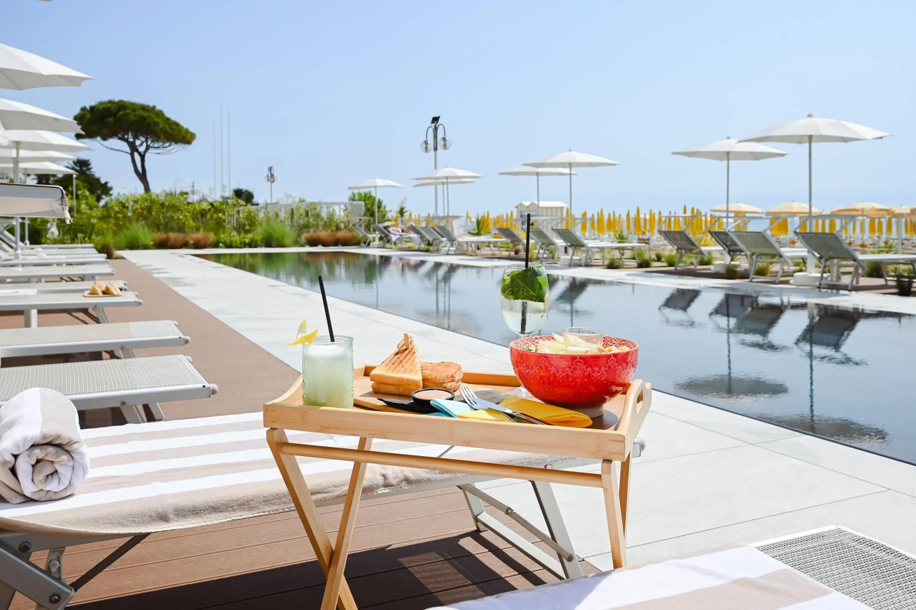 Restaurant/places to eat in Hotel Las Vegas