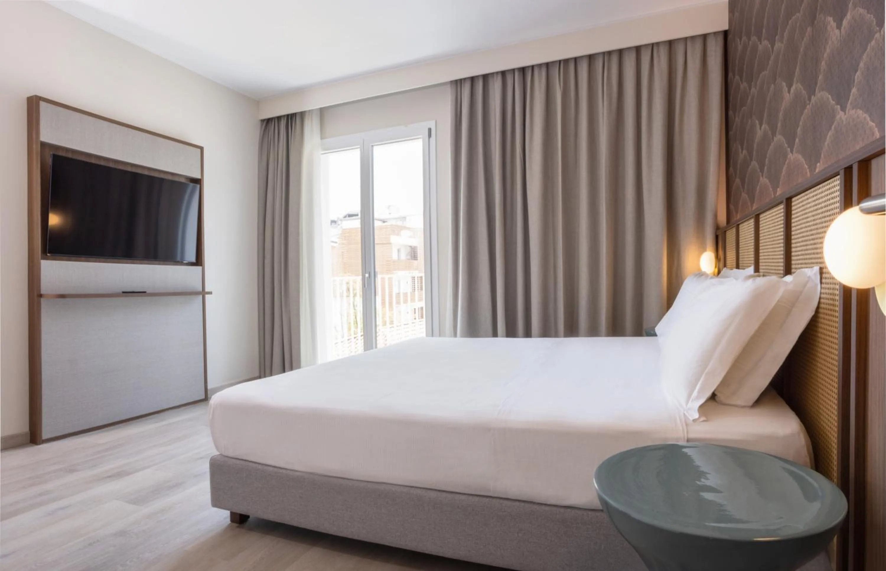 TV and multimedia, Bed in Hotel Diana