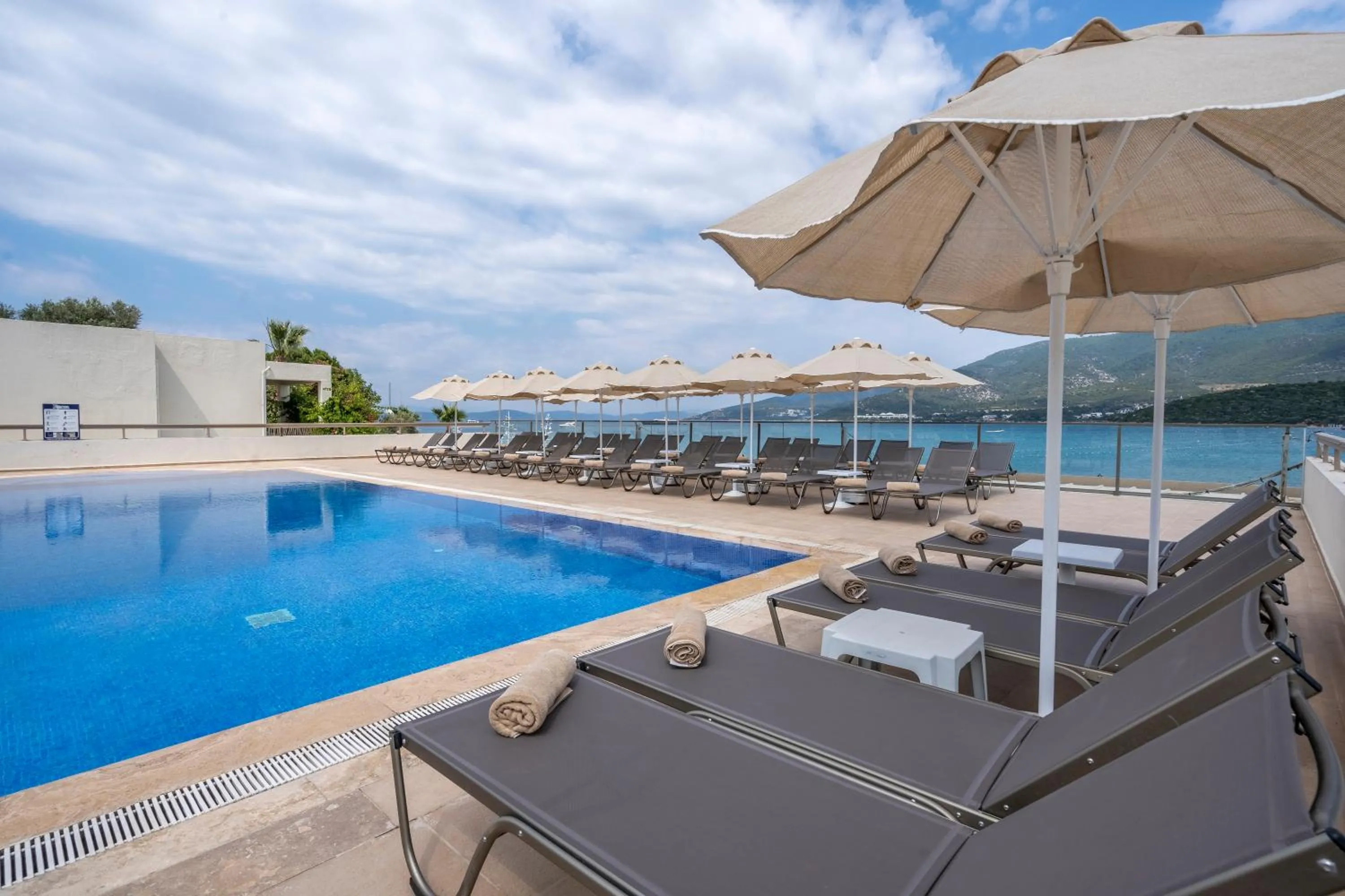 Swimming pool in Trendlife Hotels Torba