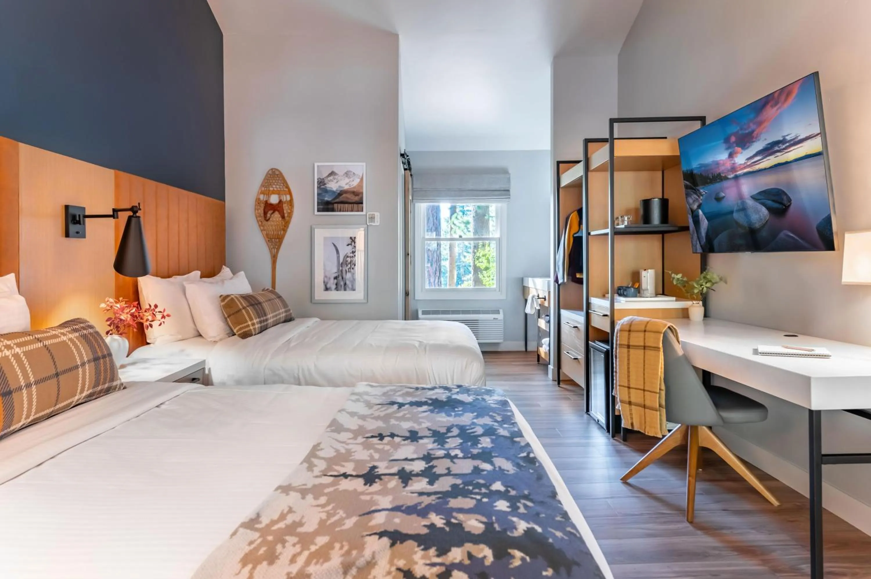 Bed in The Incline Lodge