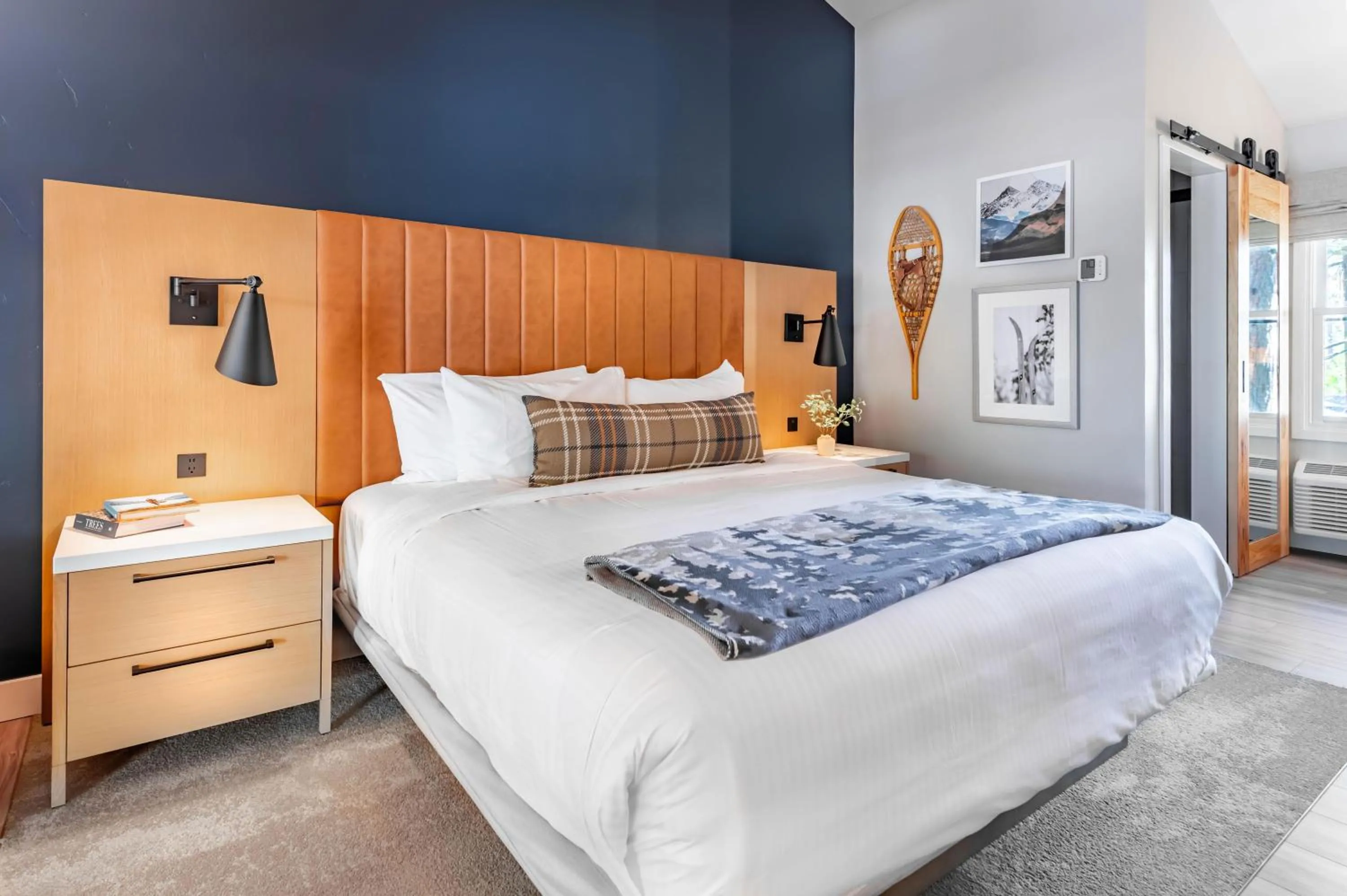 Bed in The Incline Lodge