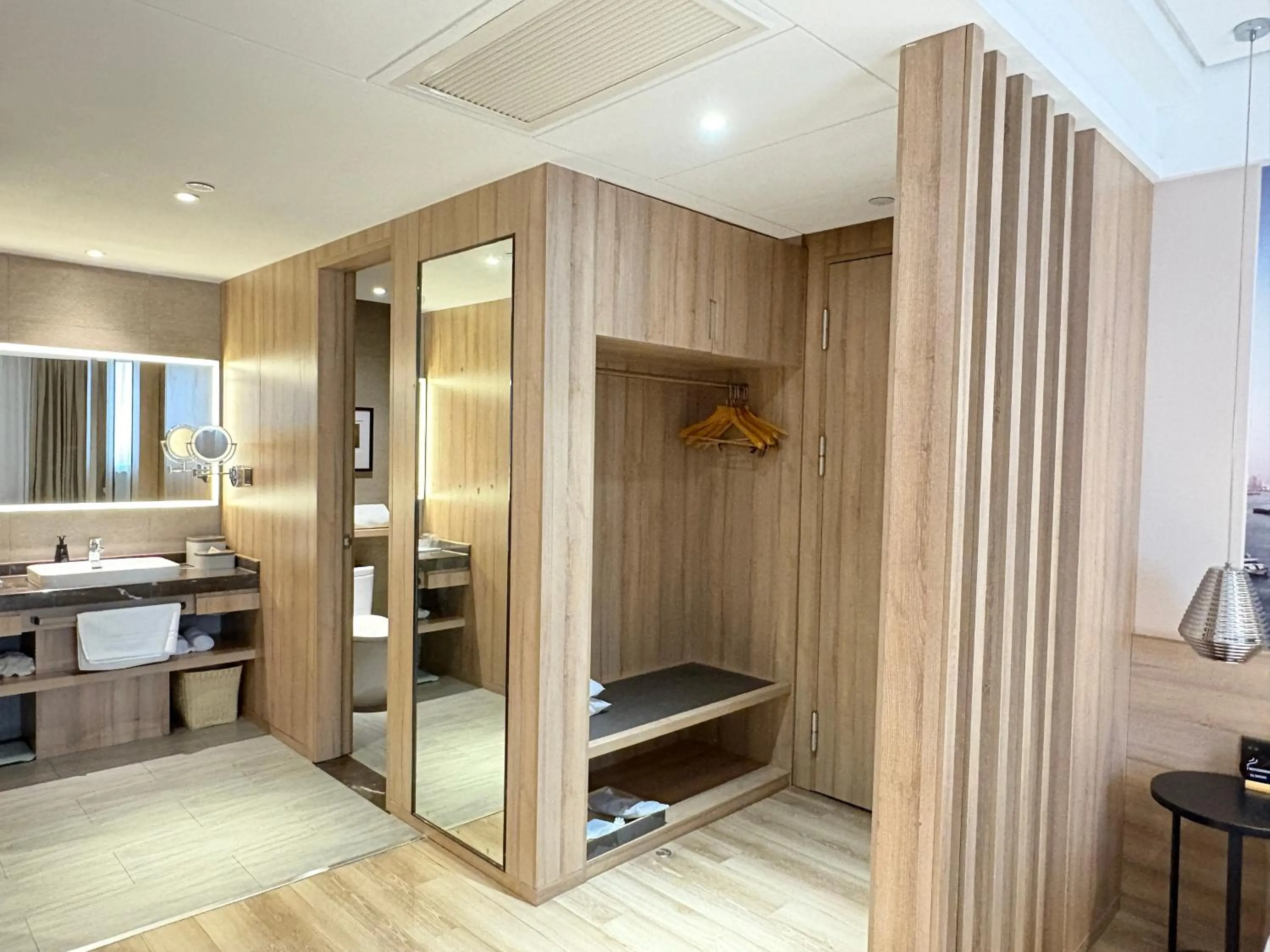 Photo of the whole room in Atour Hotel Shanghai The Old Bund Pier