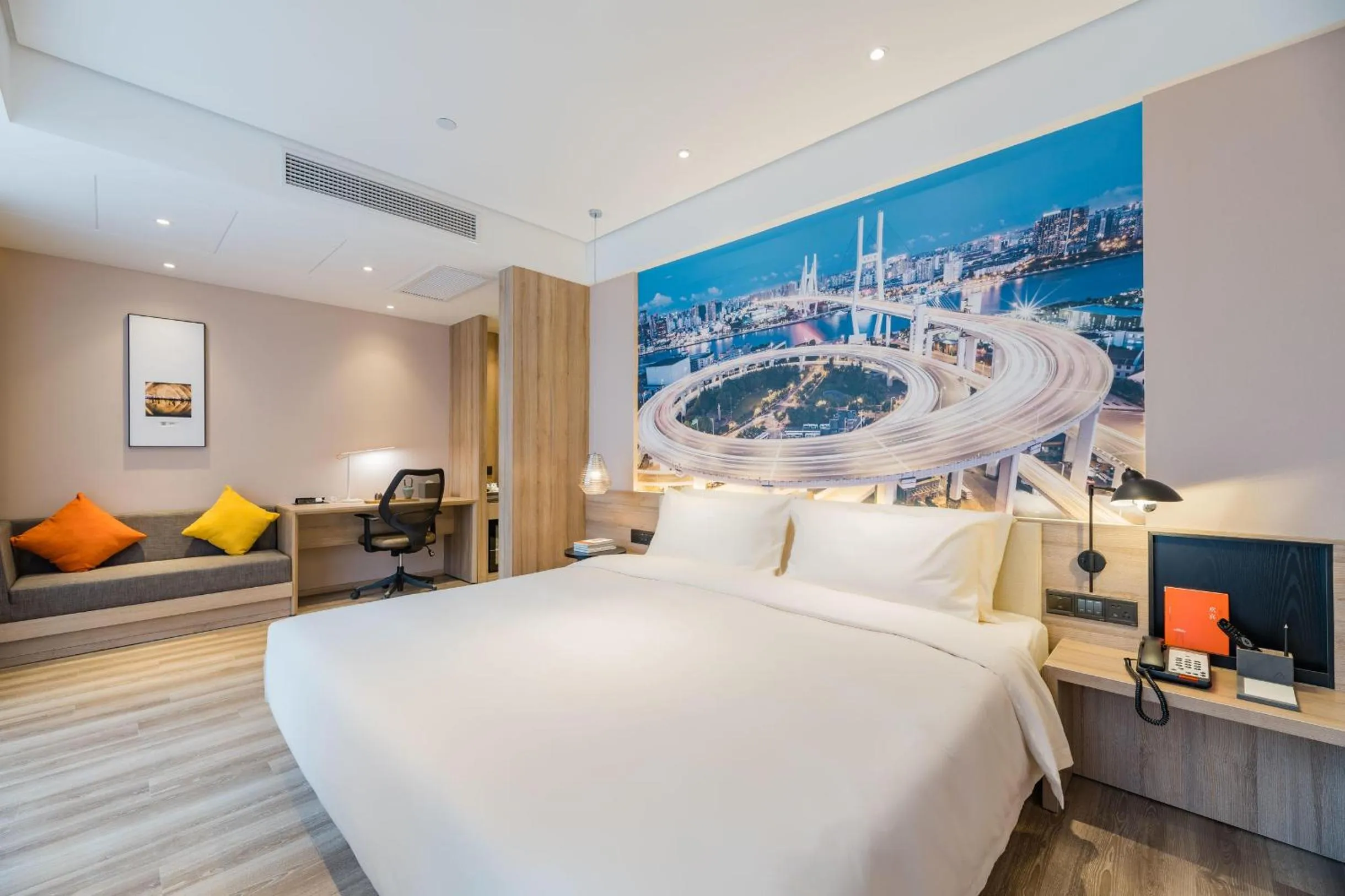 Living room, Bed in Atour Hotel Shanghai The Old Bund Pier
