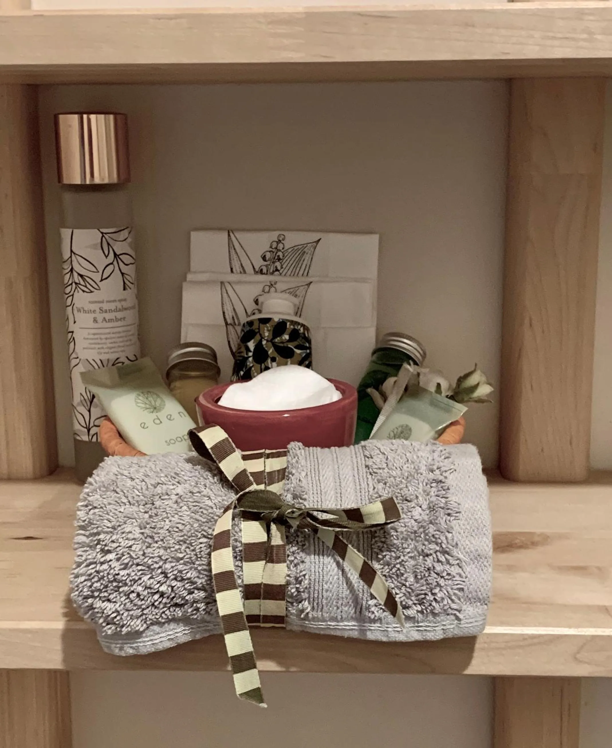 Bathroom in Ellen House Bed and Breakfast