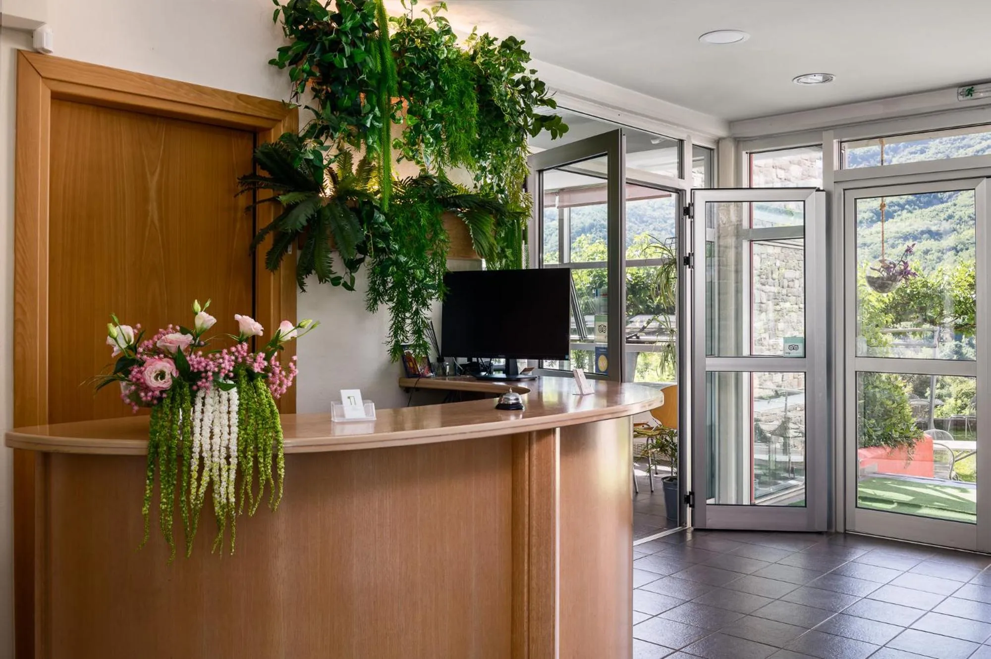 Lobby or reception in Gefiri Plakas Hotel, Tzoumerka