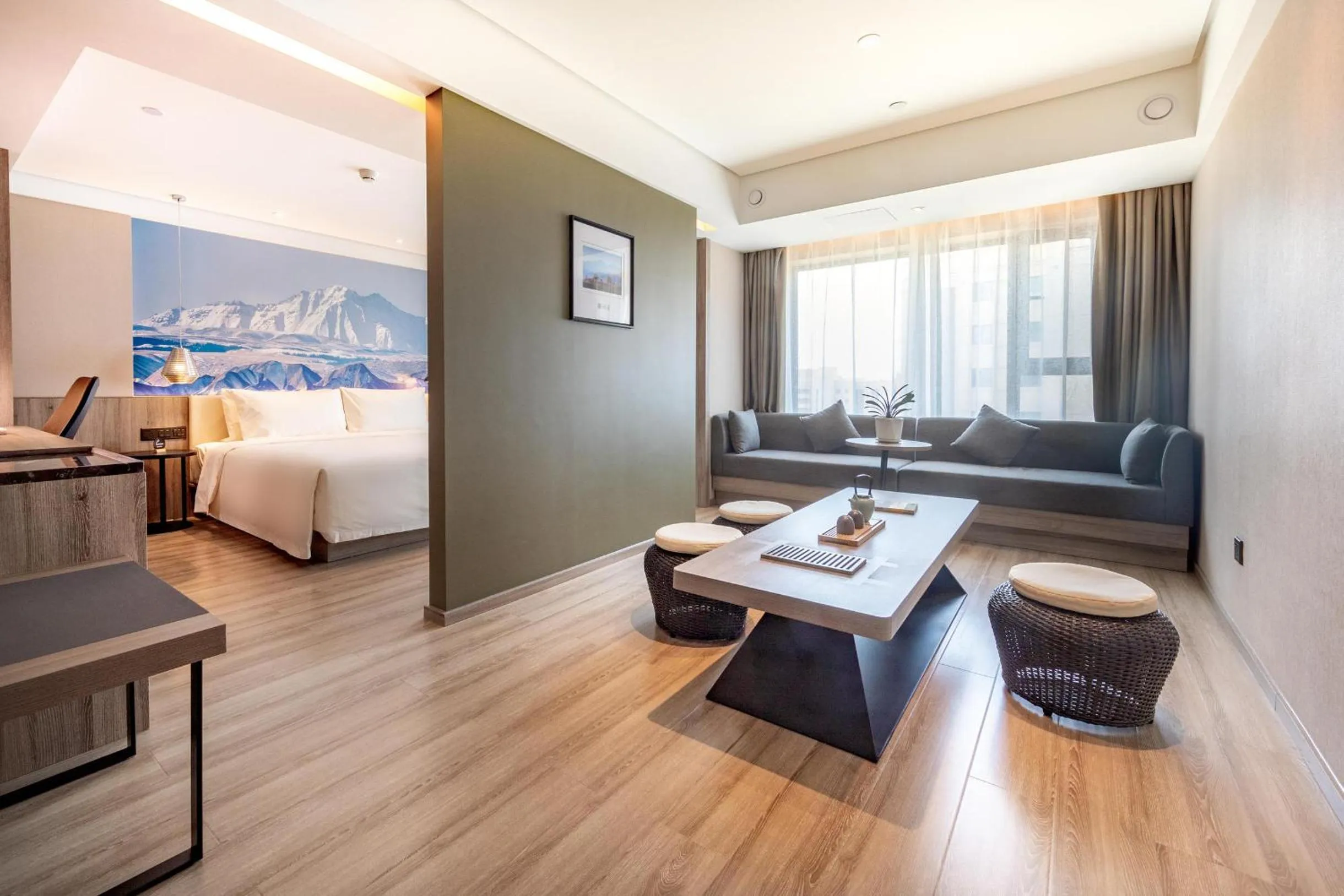 Bed in Atour Hotel Lanzhou Anning Zhonghai Plaza