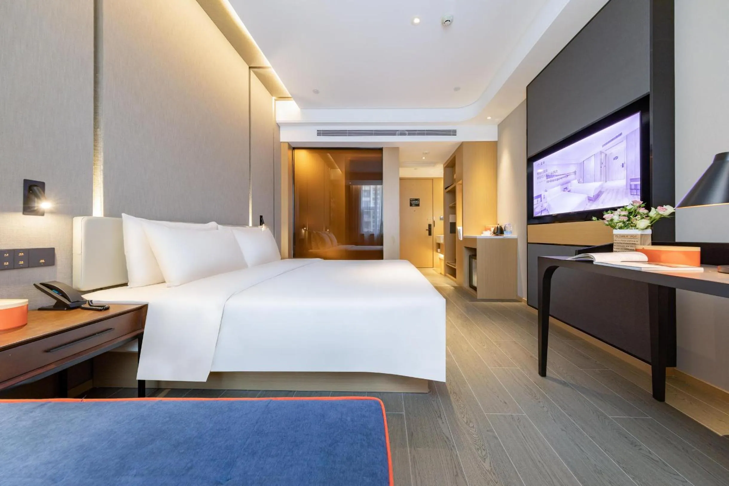 Bed in Atour Hotel Taiyuan Changfeng Business Center Wanxiang City