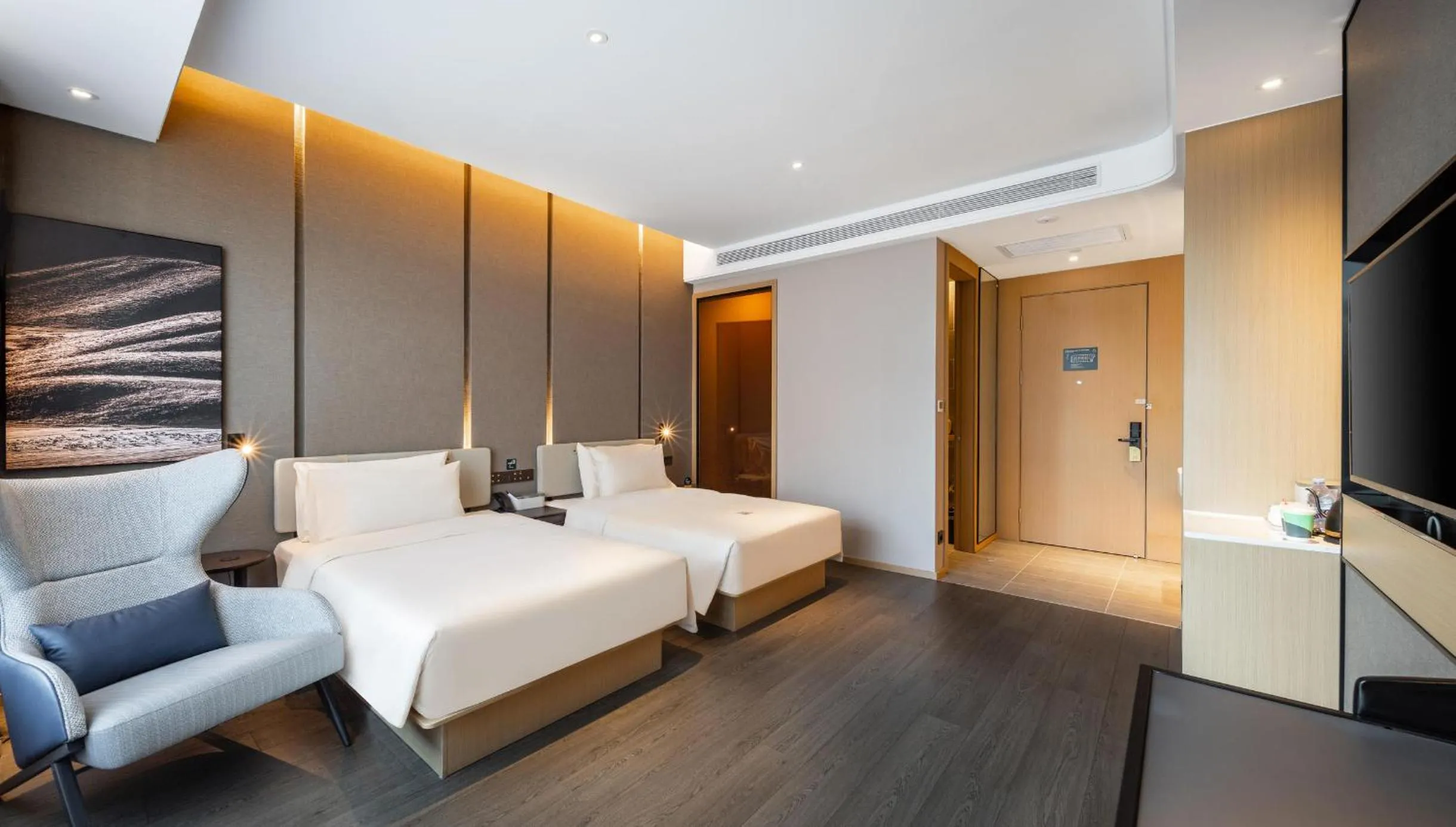 Photo of the whole room, Bed in Atour Hotel Chifeng Hongshan Sport Center