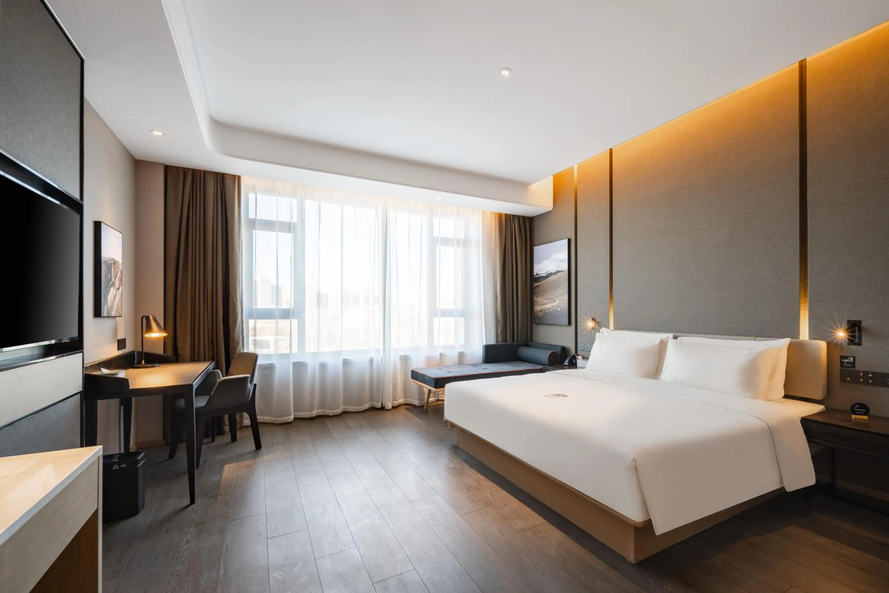 Photo of the whole room, Bed in Atour Hotel Chifeng Hongshan Sport Center