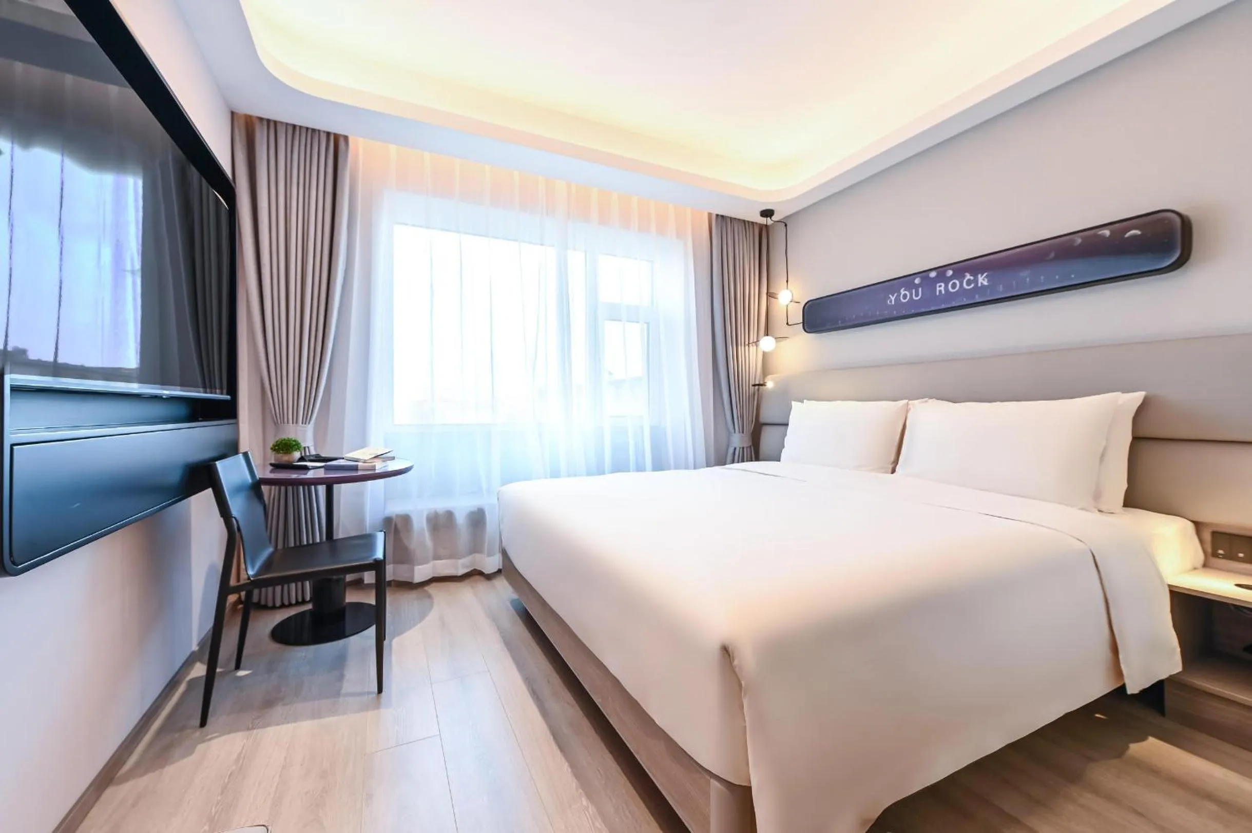 Bed in Atour Light Hotel Jilin Xiamen Street