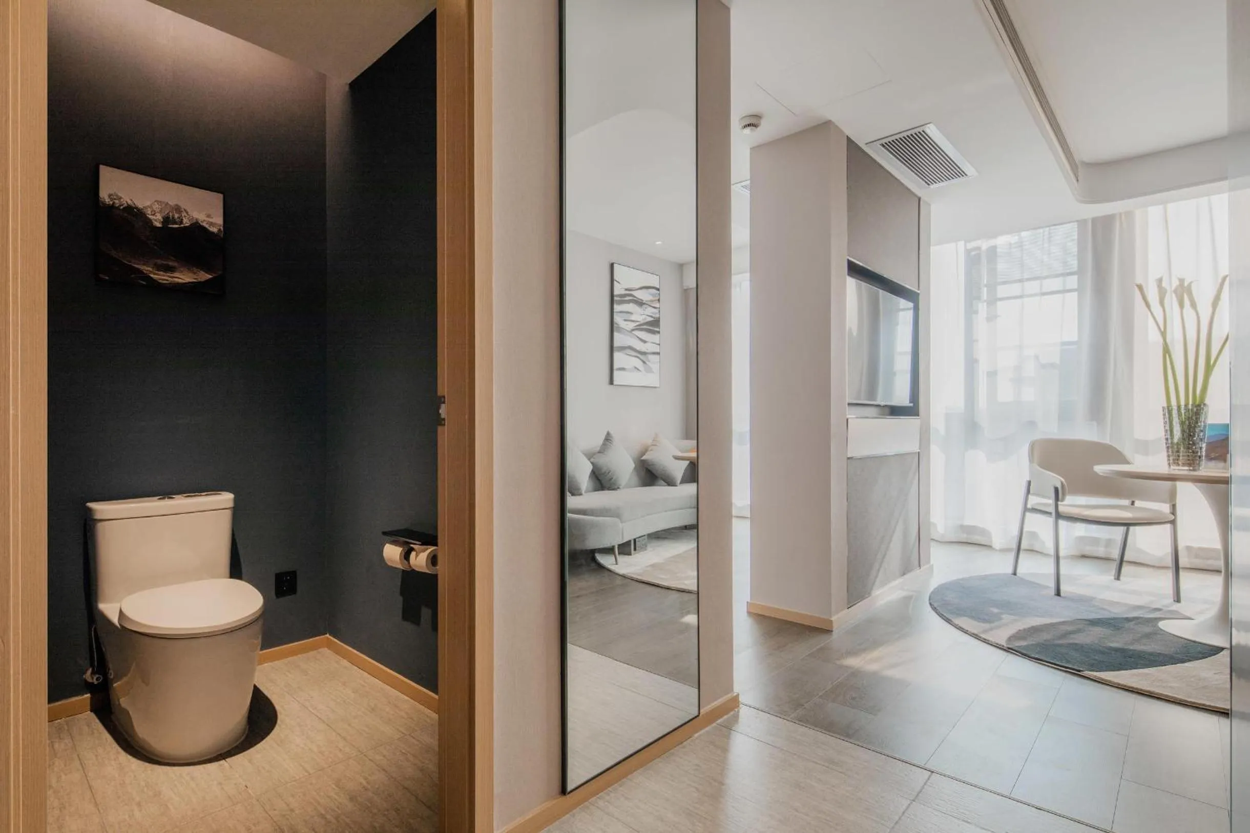 Toilet in Atour Hotel Shanghai Pujiang