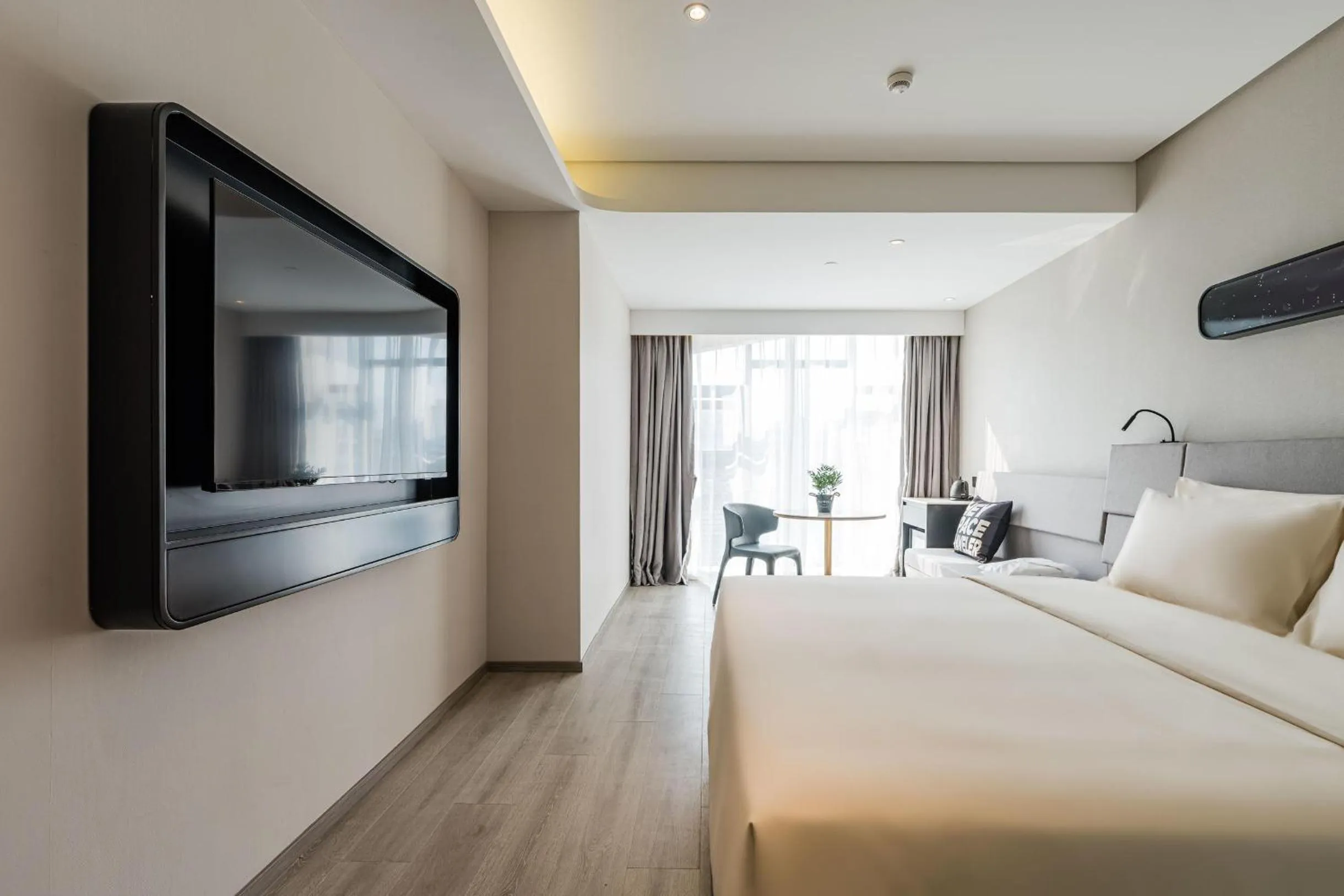 Bed in Atour Hotel Nanjing Confucius Temple Old East Gate