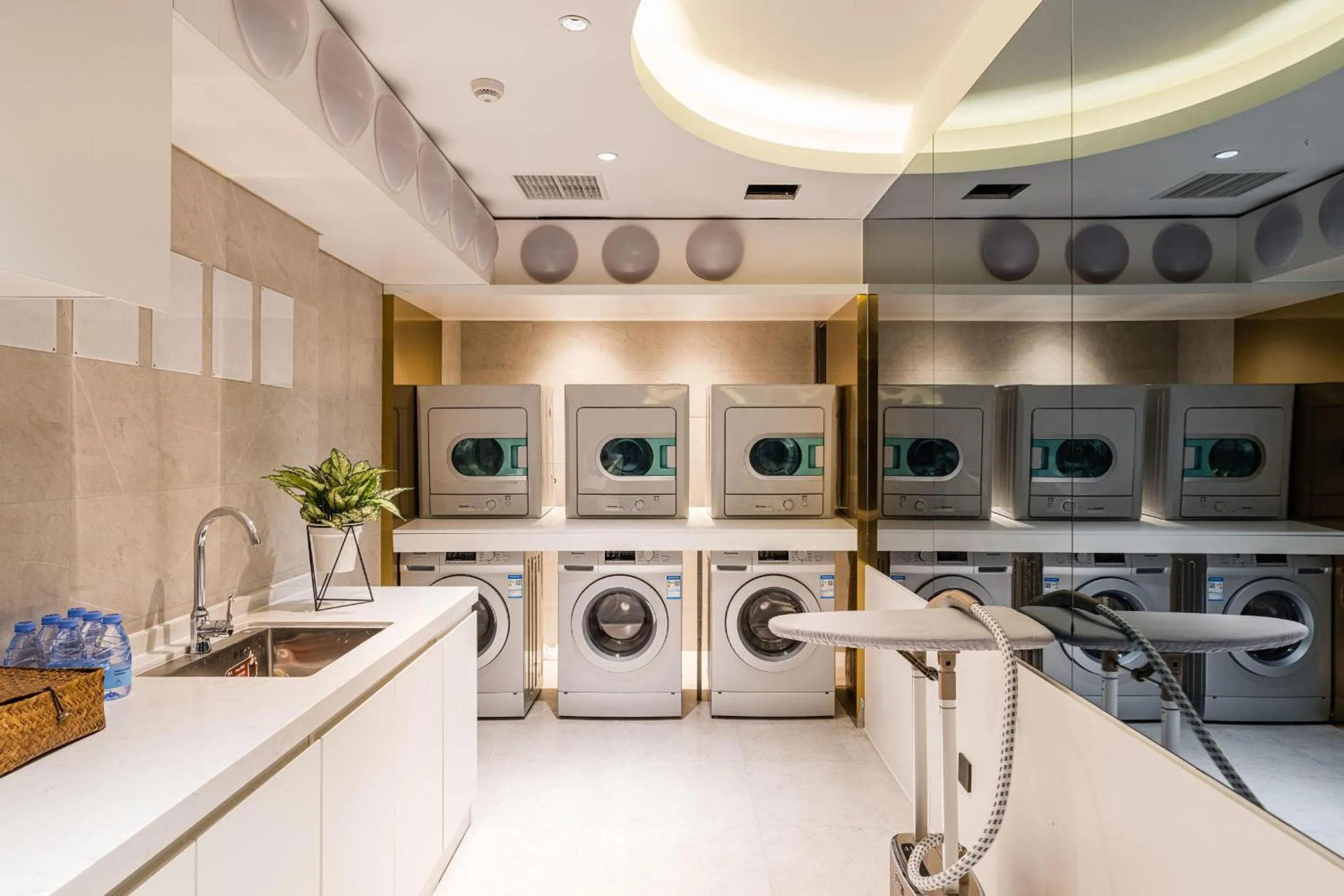 Atour Hotel Nanjing Confucius Temple Old East Gate