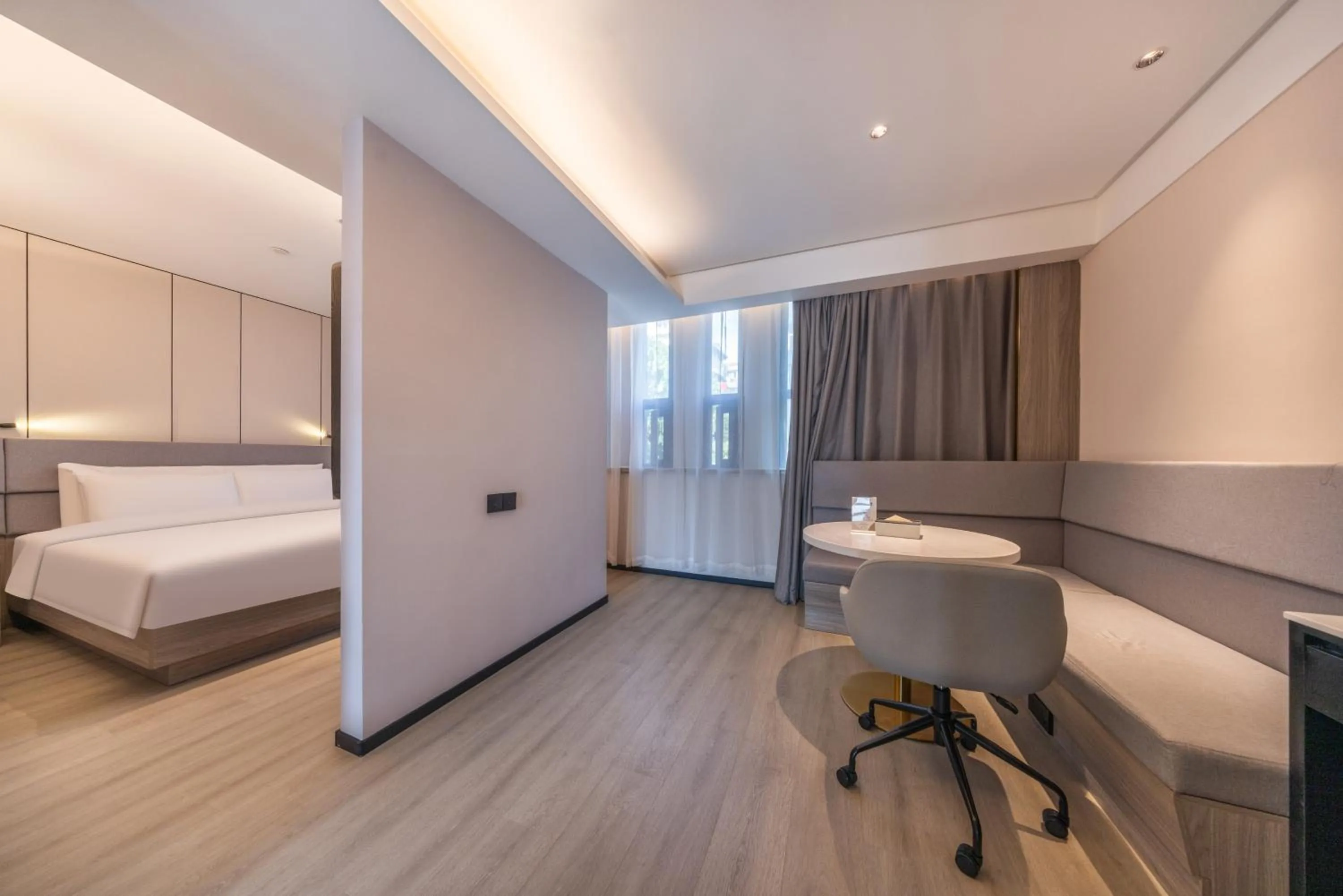 Bed in Atour Hotel Nanjing Confucius Temple Old East Gate