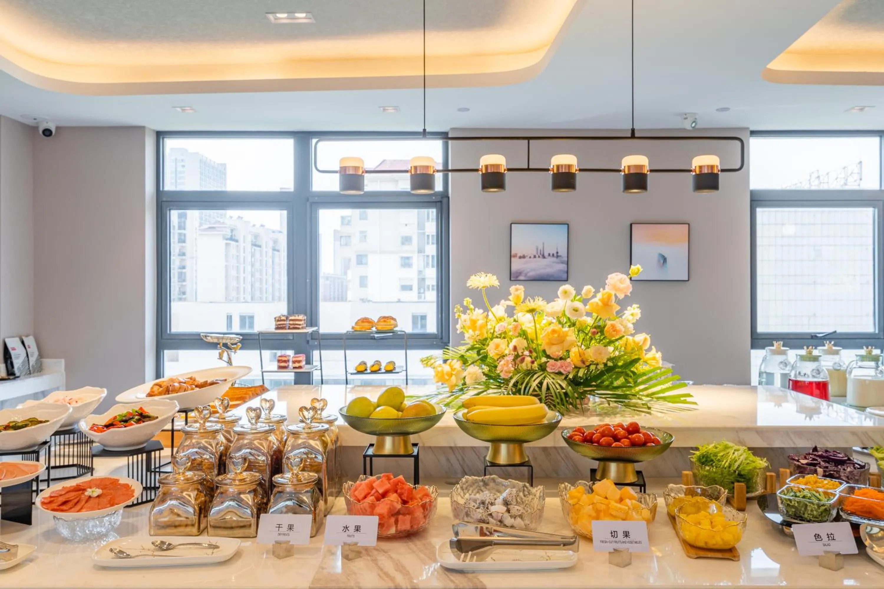 Breakfast in Atour Hotel Wuxi Huishan Wanda Plaza