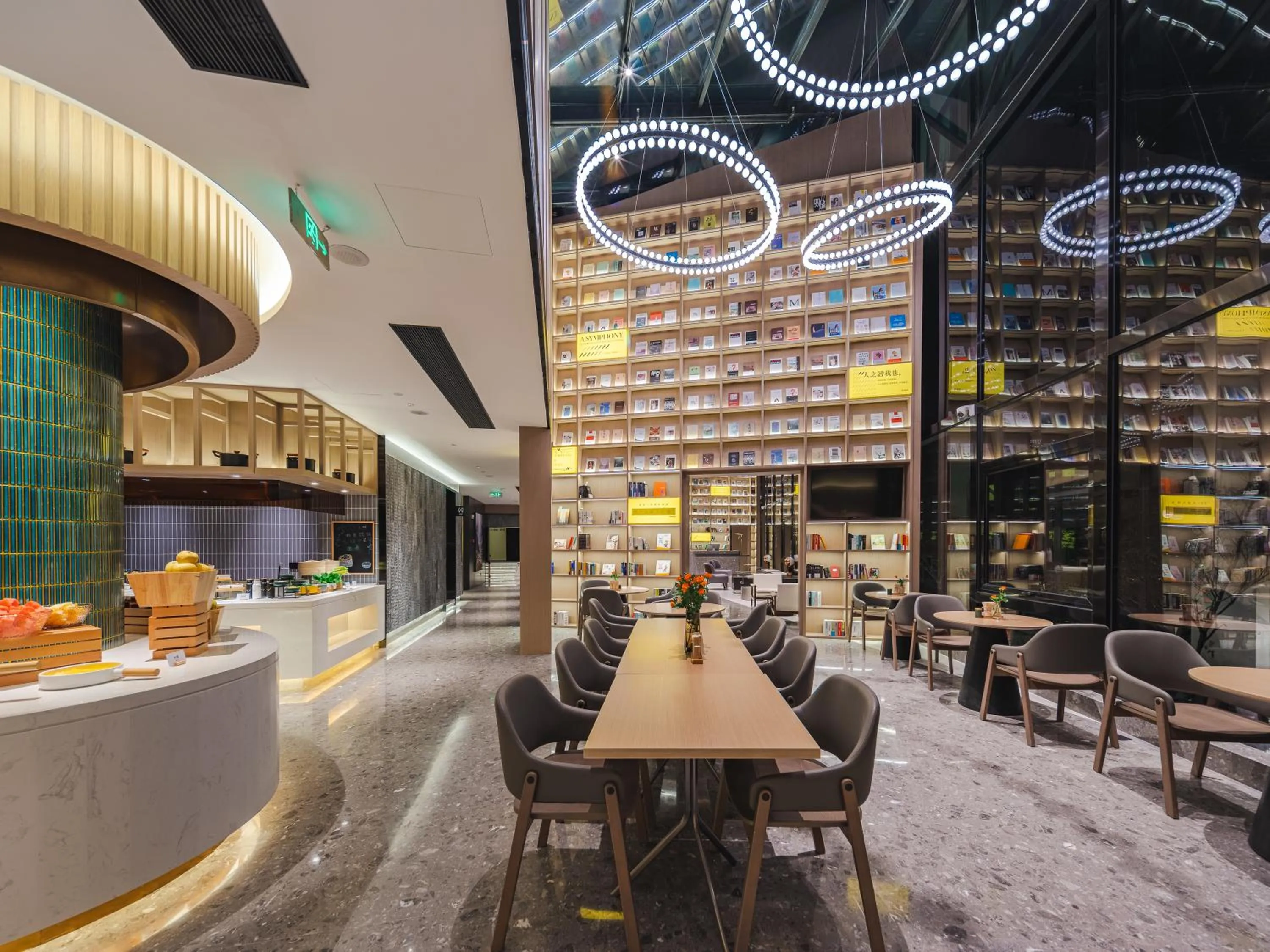 Restaurant/places to eat in Atour S Hotel Wuxi Nanchang Street