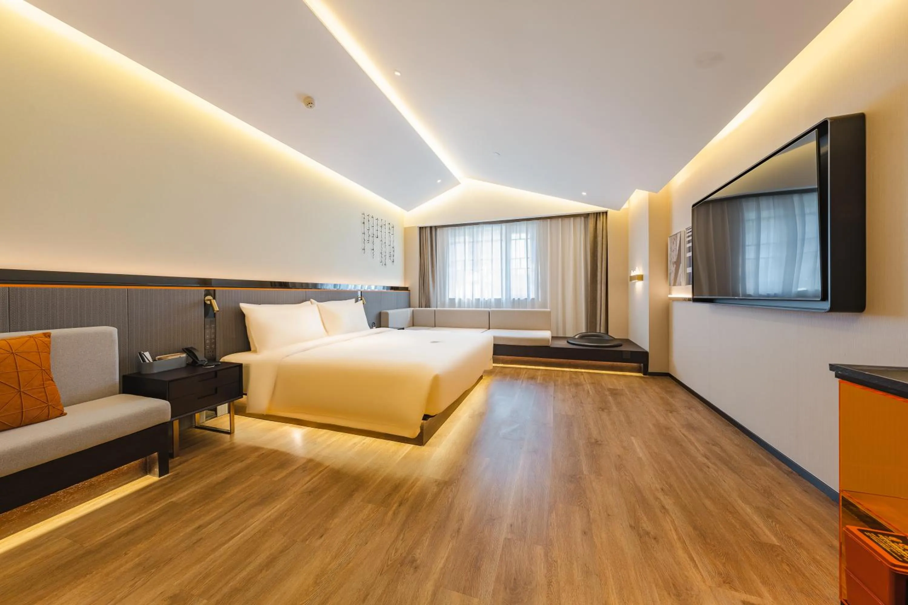 Bed in Atour S Hotel Wuxi Nanchang Street