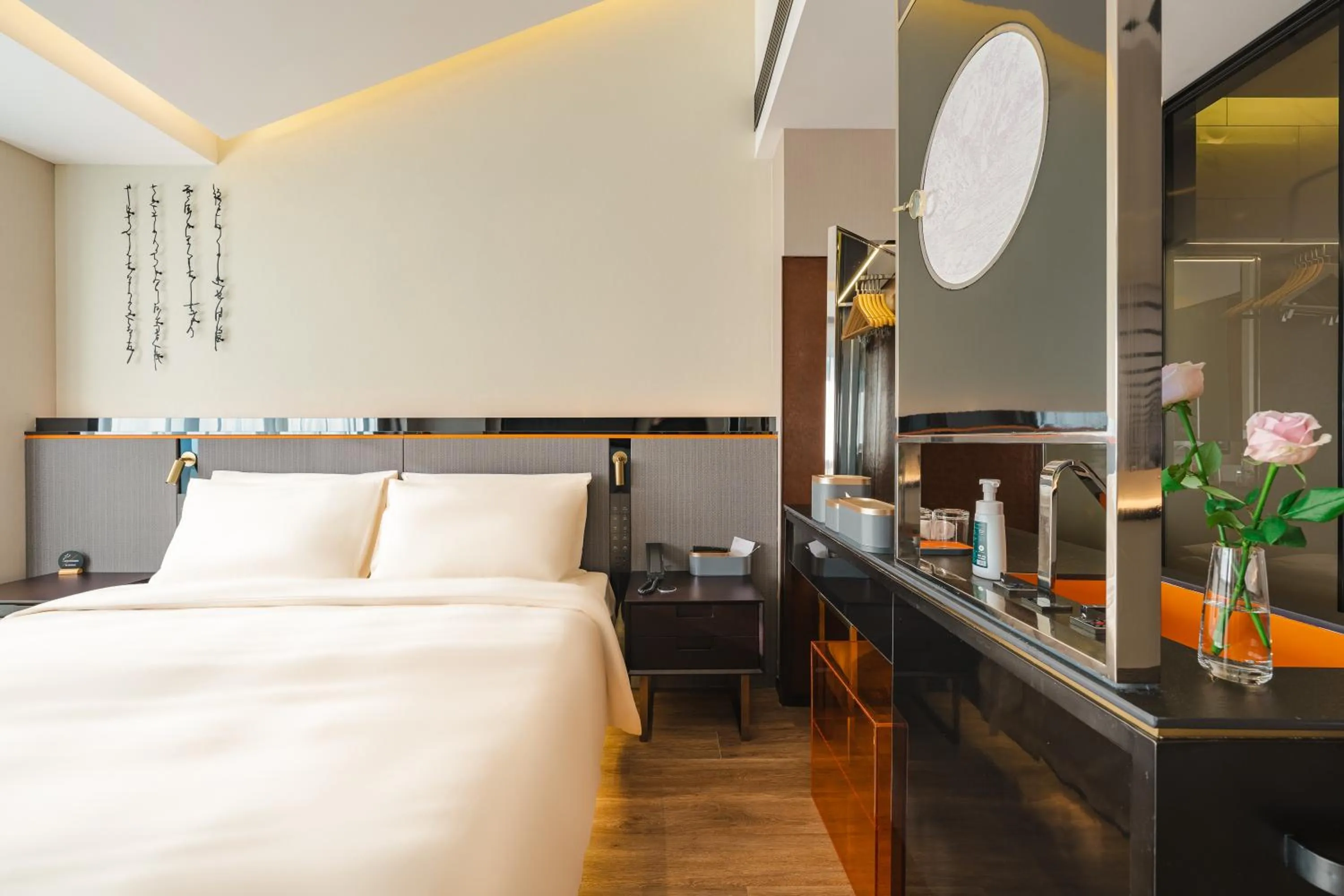 Bed in Atour S Hotel Wuxi Nanchang Street