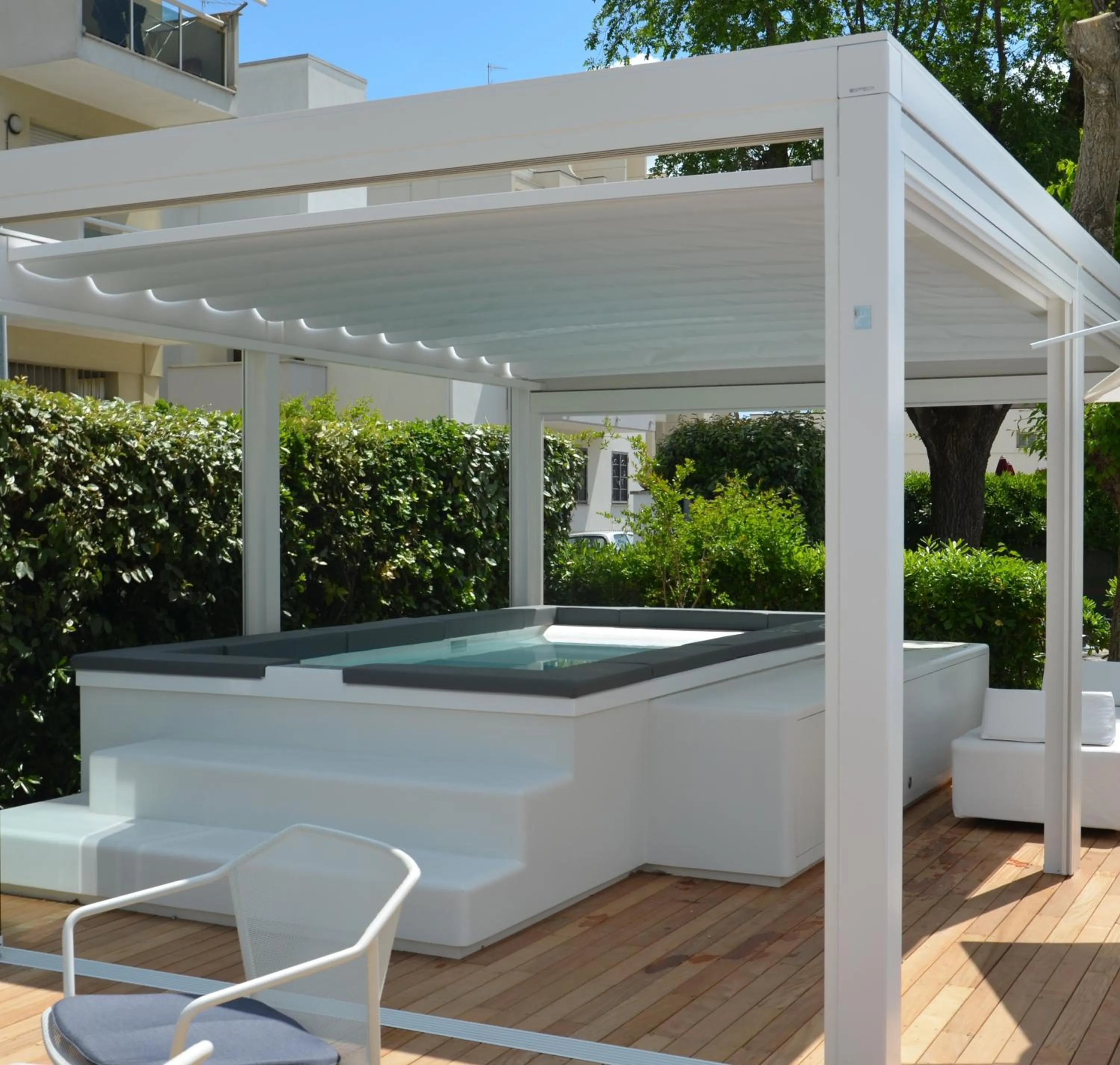 Swimming pool in Oxygen Lifestyle Hotel