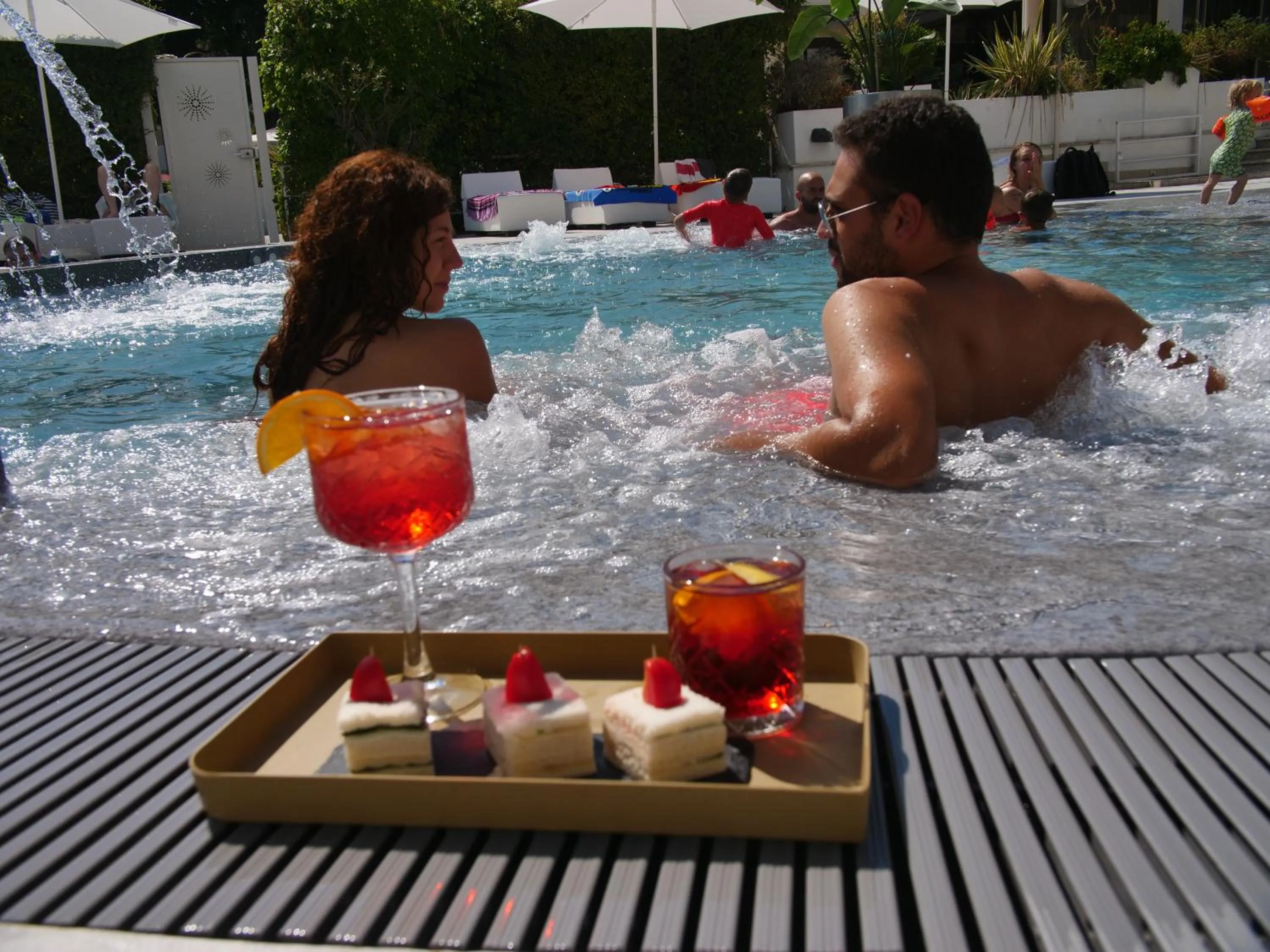 Hot Tub in Oxygen Lifestyle Hotel