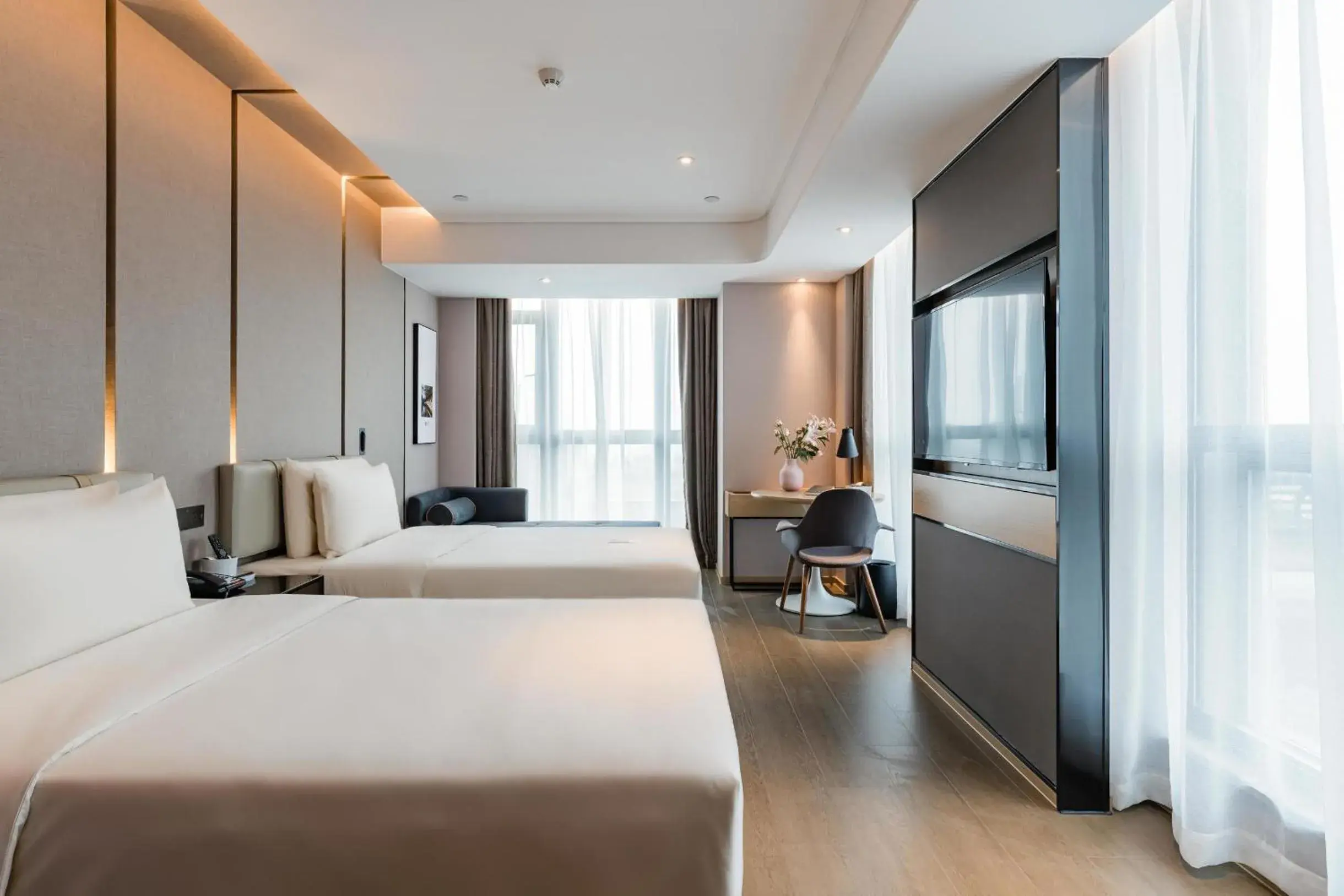 Bed in Atour Hotel Suzhou North High-Speed Railway Station Bed in Atour Hotel Suzhou North High-Speed Railway Station