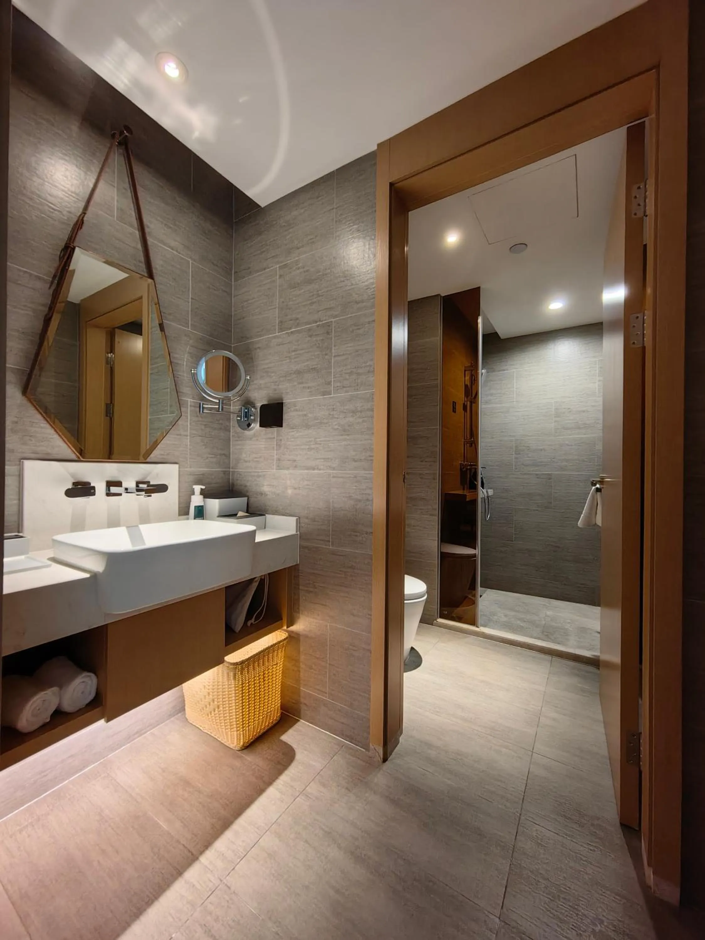 Atour Hotel Suzhou North High-Speed Railway Station