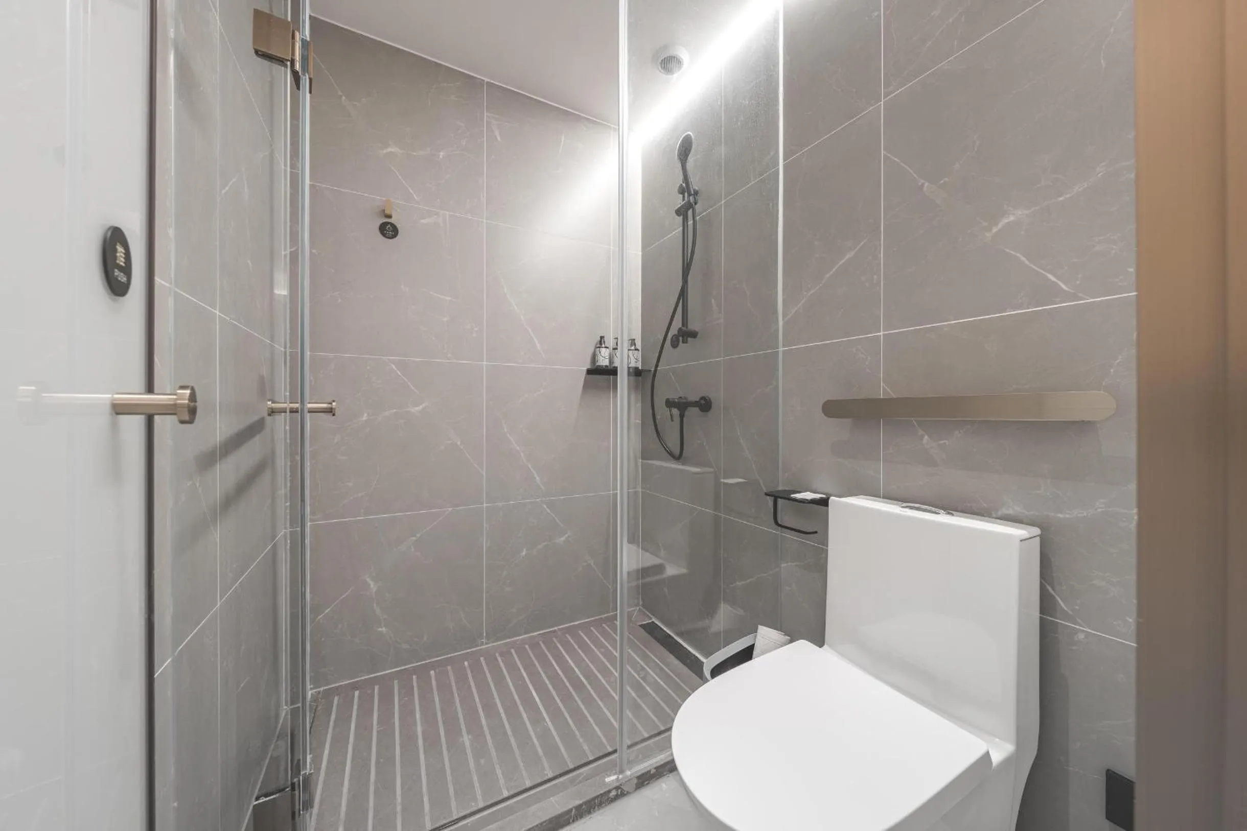 Atour Light Hotel Nantong Drum Plaza South Street