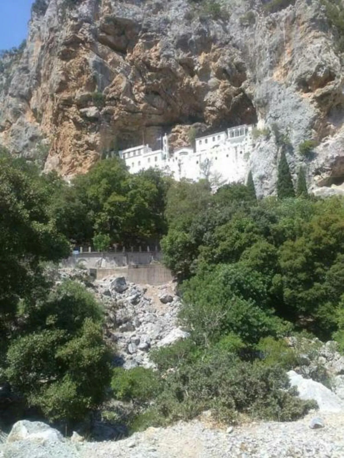 Nearby landmark in Ξενώνας Ουρανογείτων