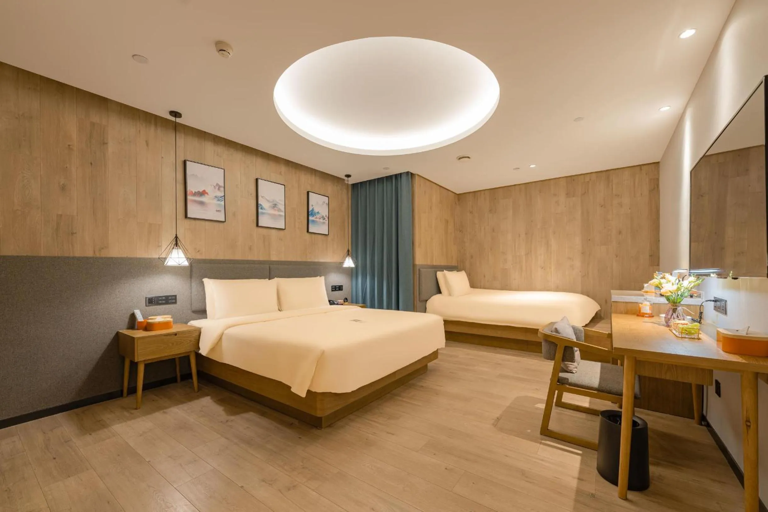 Bed in Atour X Hotel Hangzhou West Lake Ding an Road