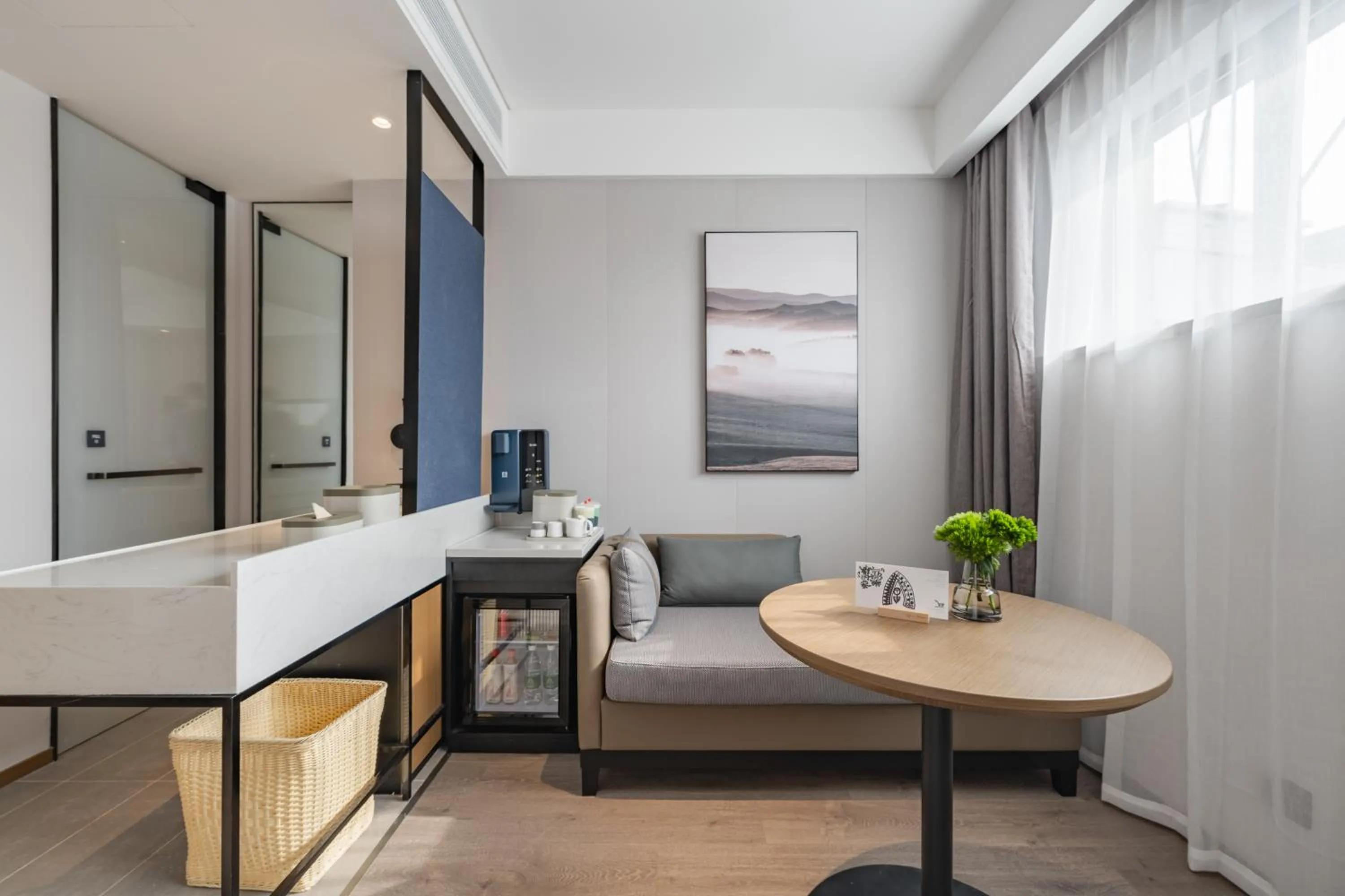 Bed in Atour Hotel Hangzhou West Lake Hubin North Zhongshan Road