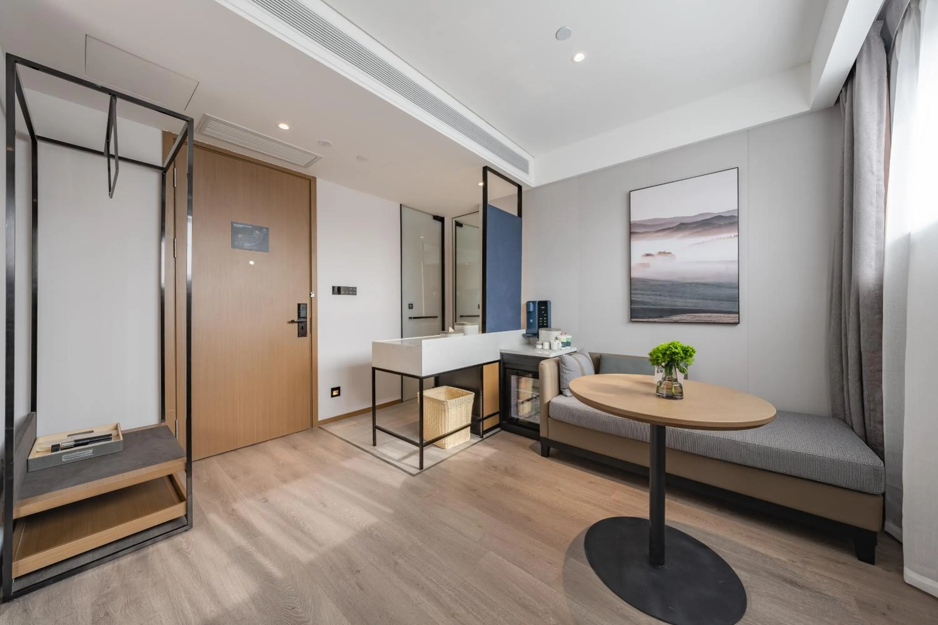 Bed in Atour Hotel Hangzhou West Lake Hubin North Zhongshan Road