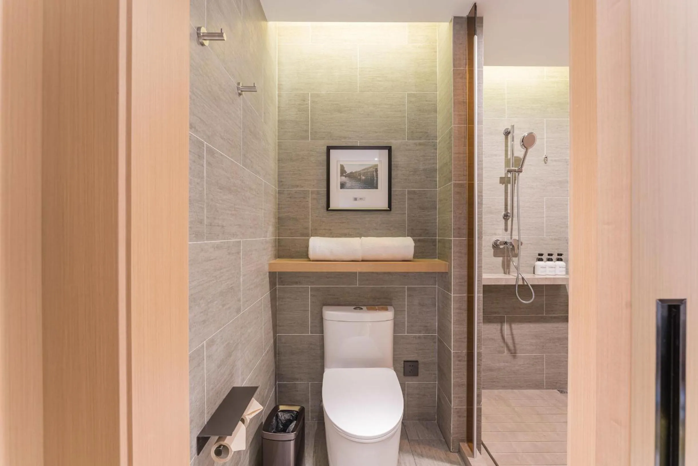 Atour Hotel Tongxiang Wuzhen