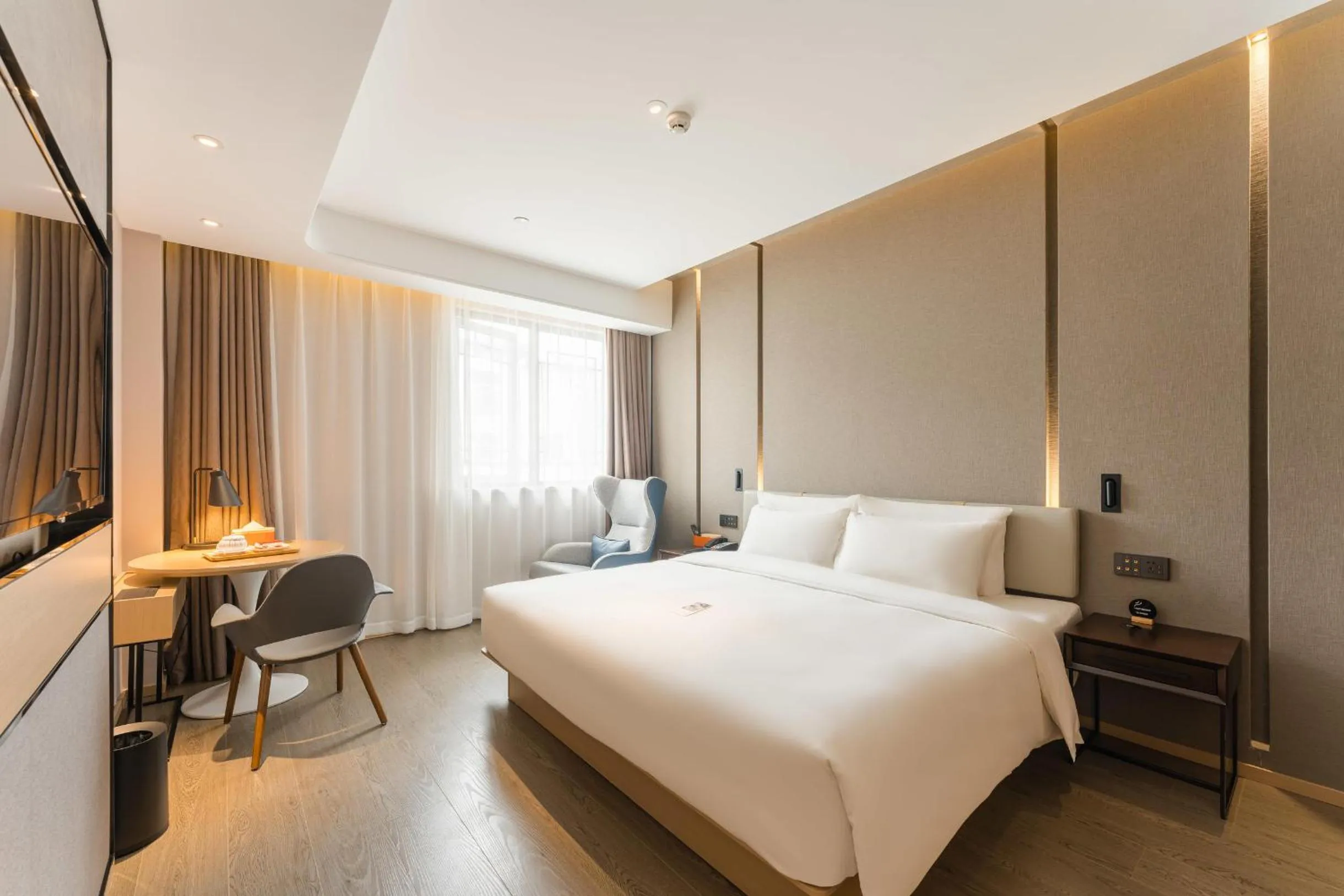 Bed in Atour Hotel Tongxiang Wuzhen