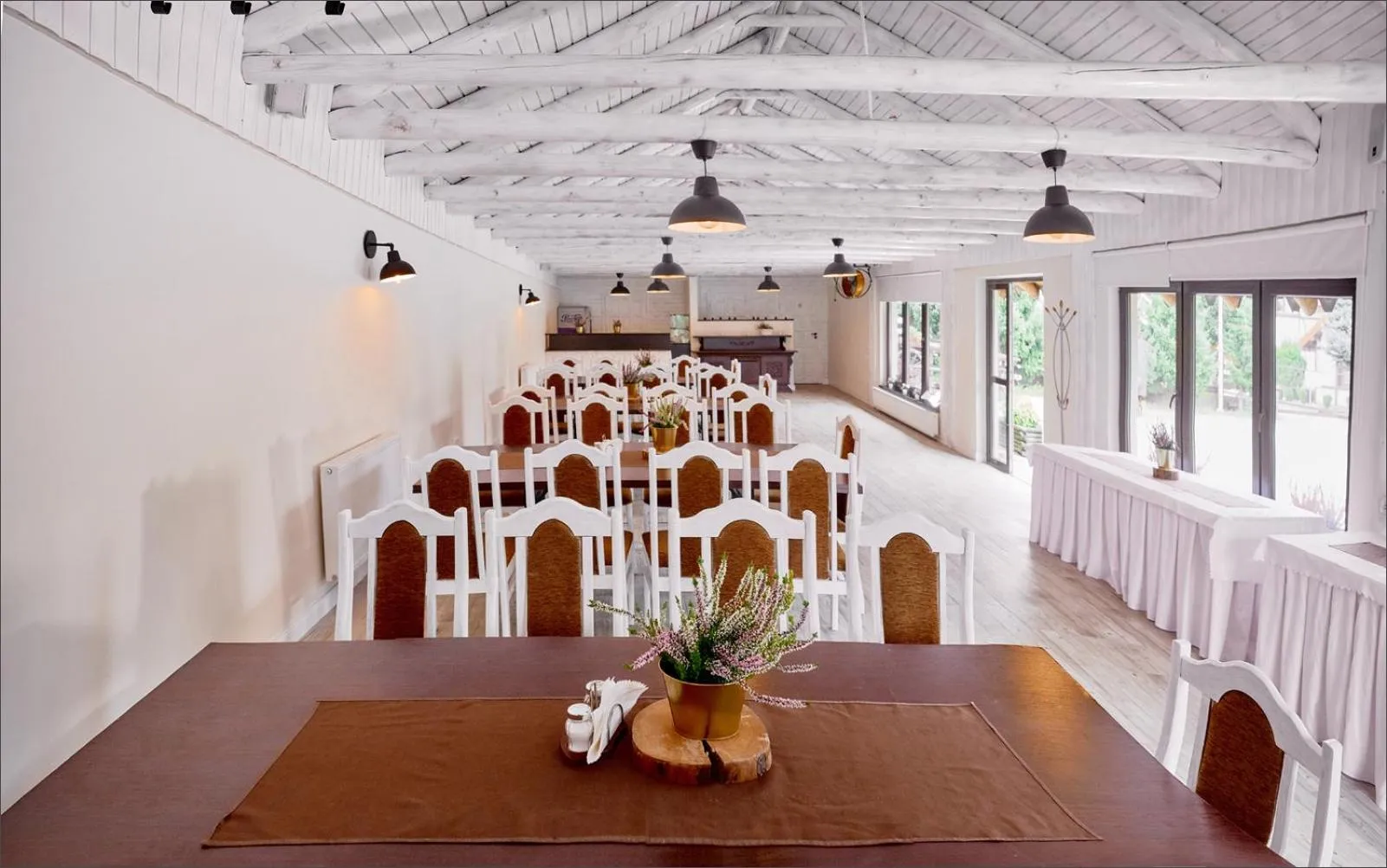 Restaurant/places to eat in Hotel Biesiada