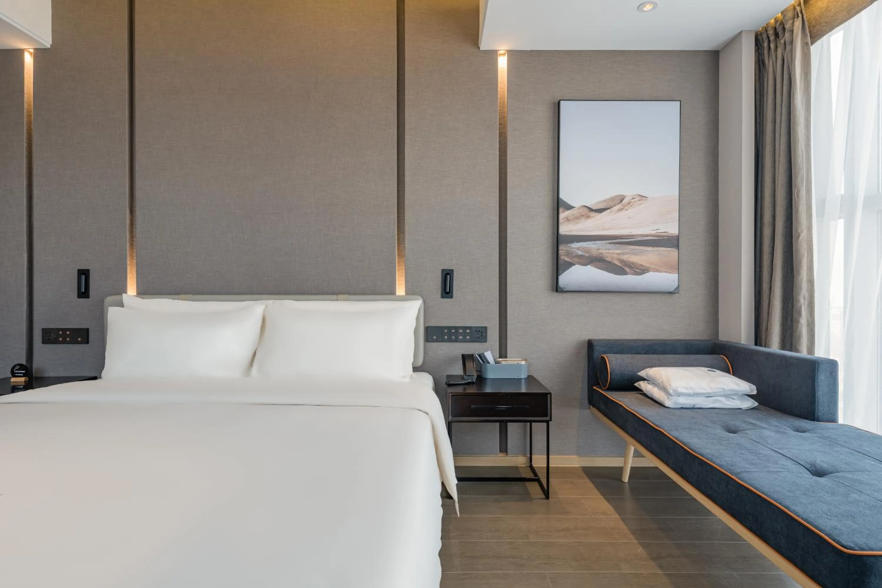 View (from property/room), Bed in Atour Hotel Hefei USTC Huangshan Road