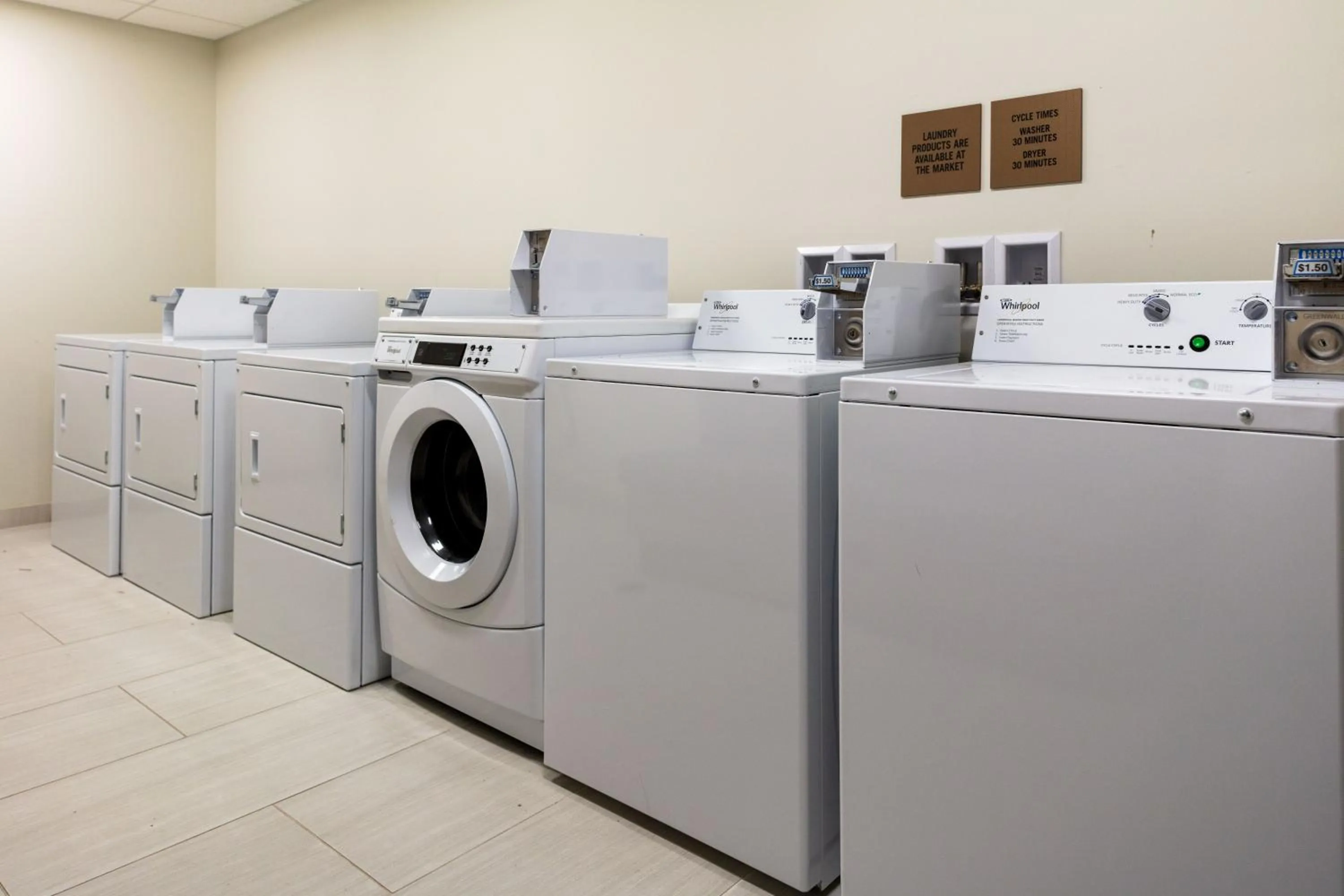 washing machine in Tru By Hilton St Louis Downtown Mo