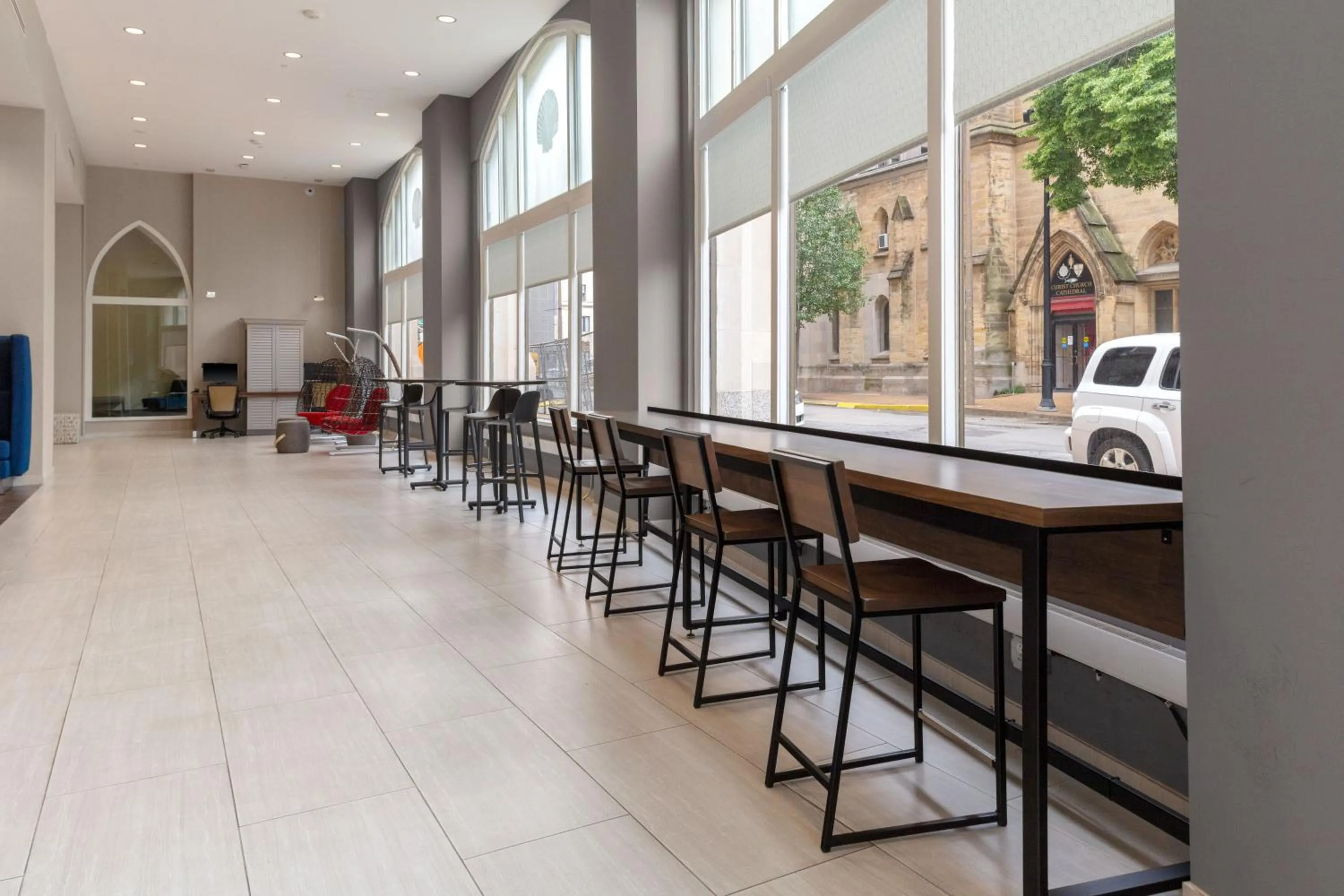 Seating area in Tru By Hilton St Louis Downtown Mo