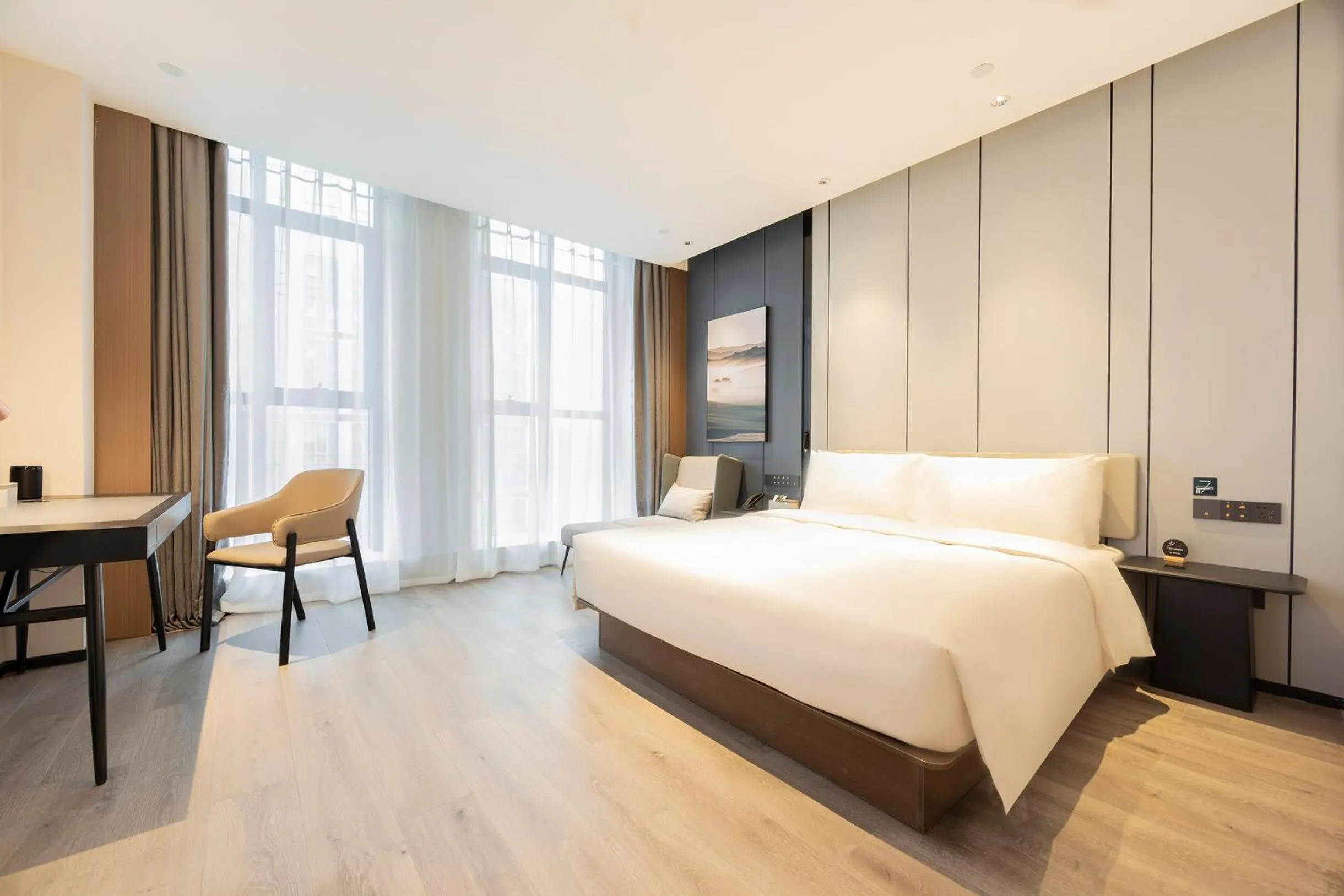 Bed in Atour Hotel Zhengzhou East Station Longzi Lake