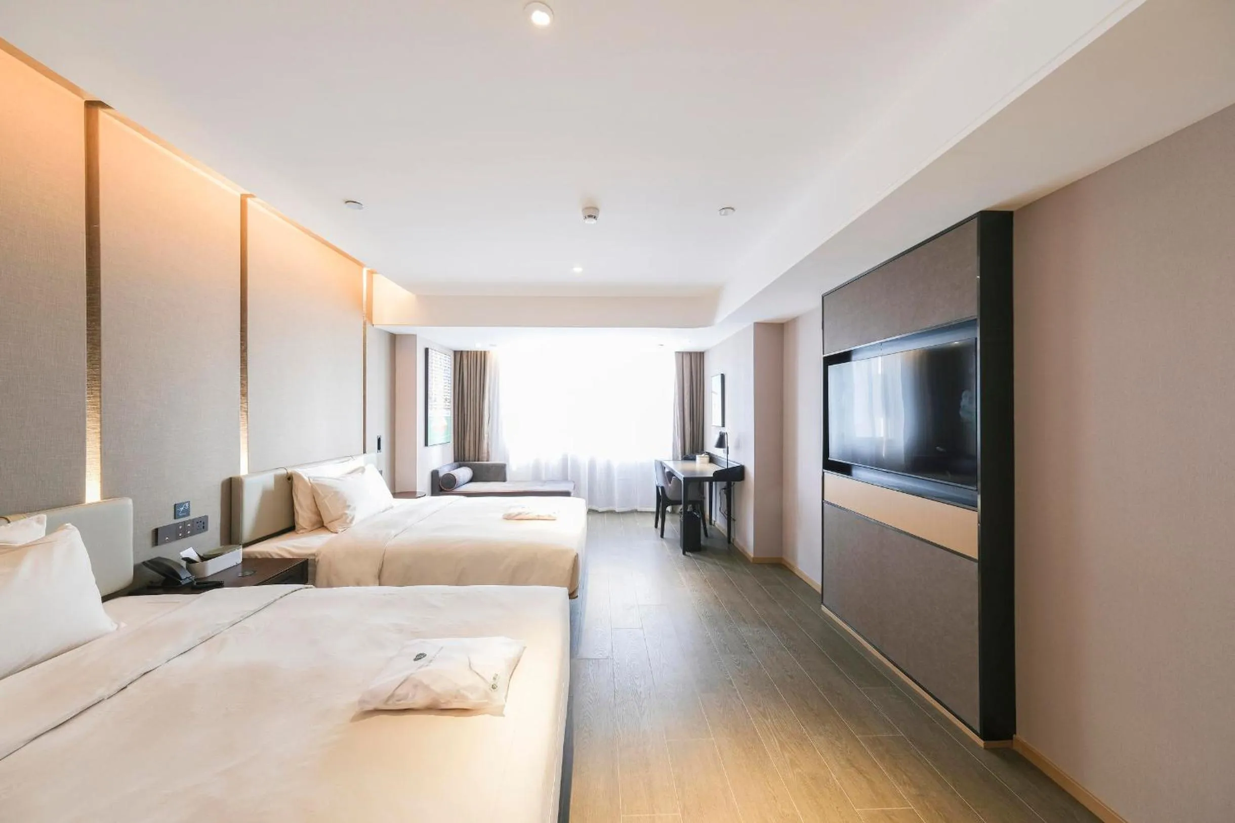 Bed in Atour Hotel Luoyang Yingtianmen